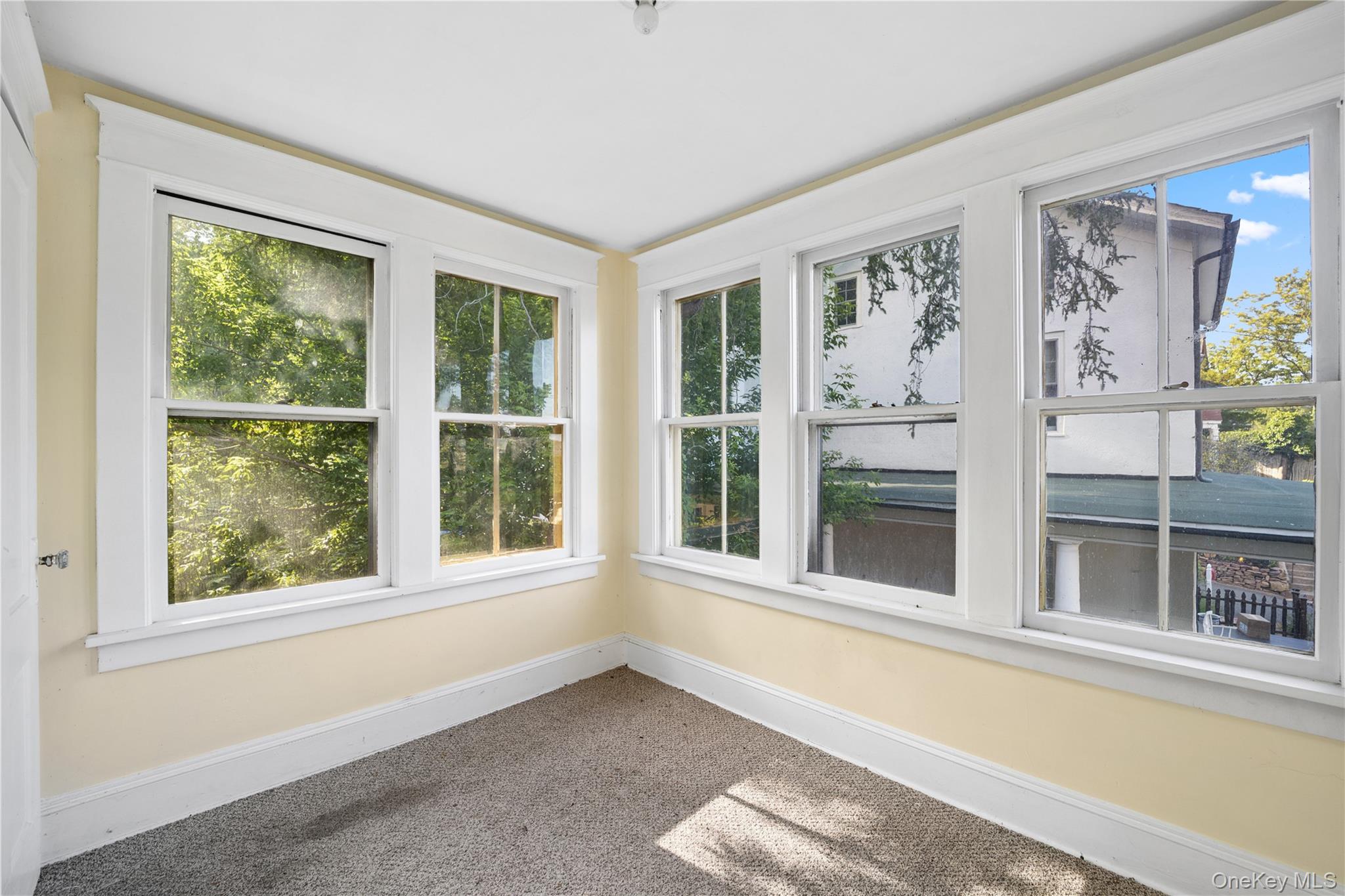 25 River Road – For Sale photo 18