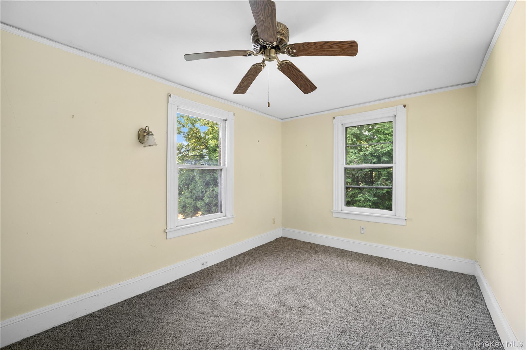 25 River Road – For Sale photo 11