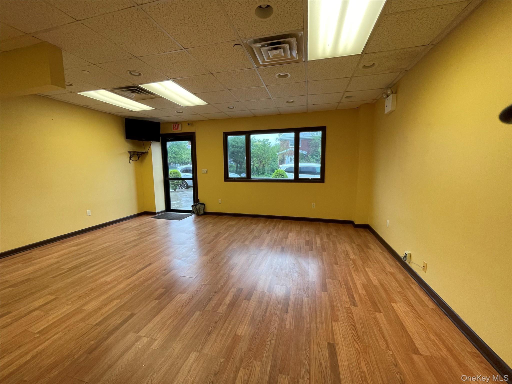 288 Hempstead Avenue – For Sale photo 4