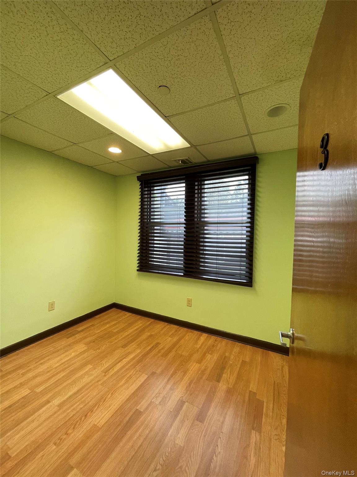 288 Hempstead Avenue – For Sale photo 7