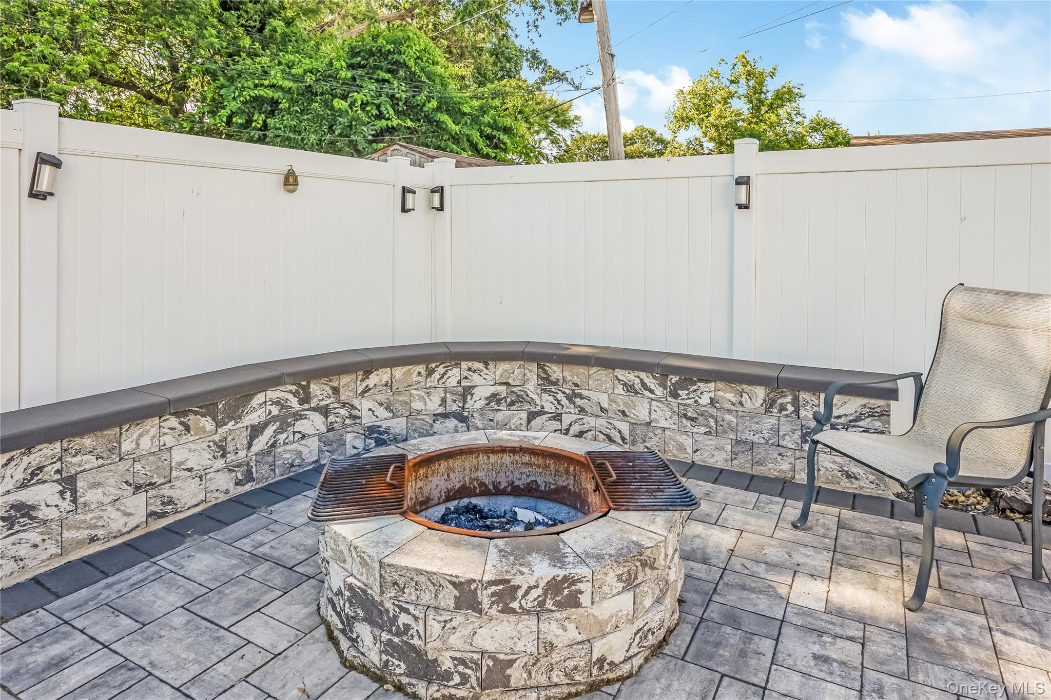 65 Club Lane – For Sale photo 22