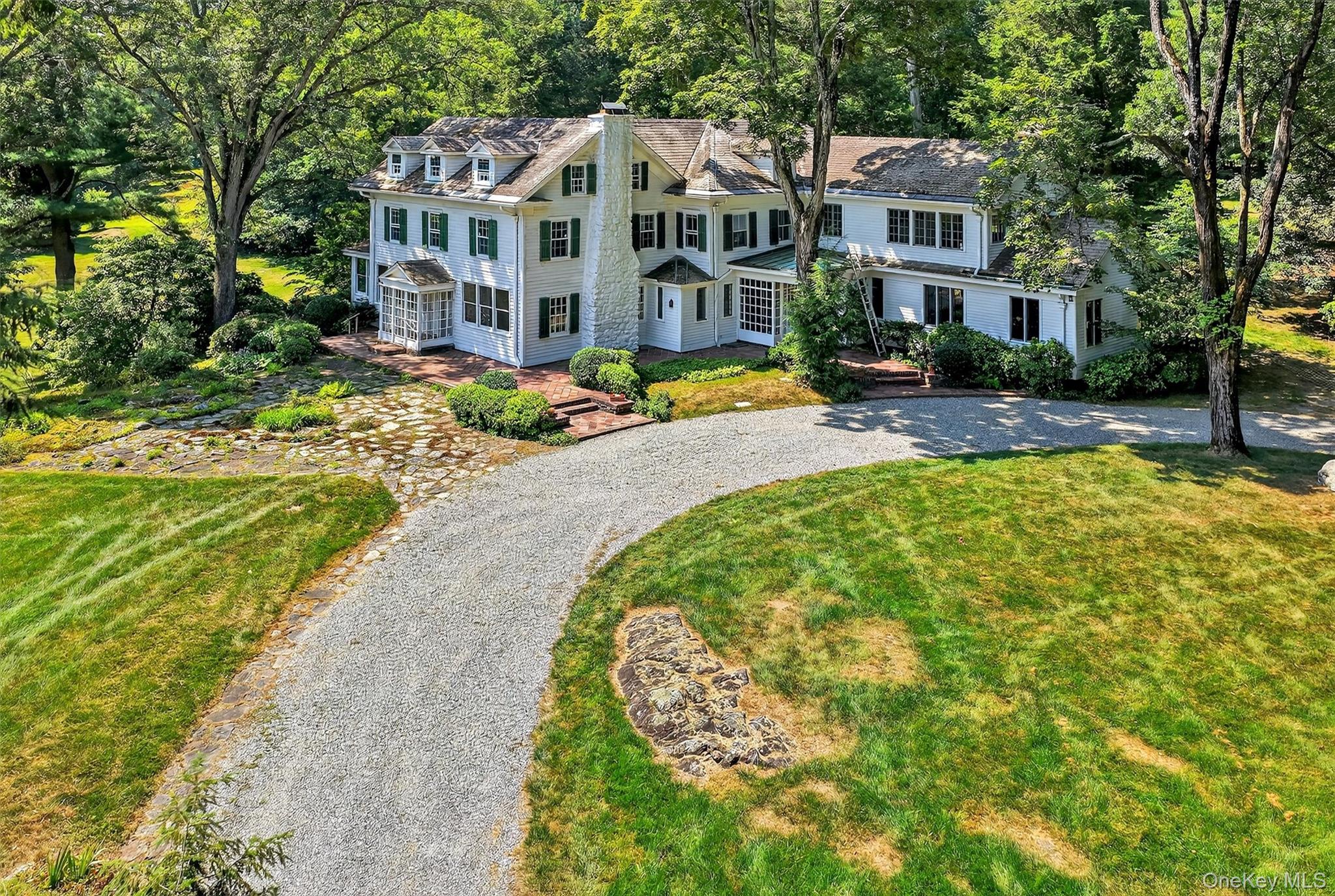 433 Arcady Road – For Sale