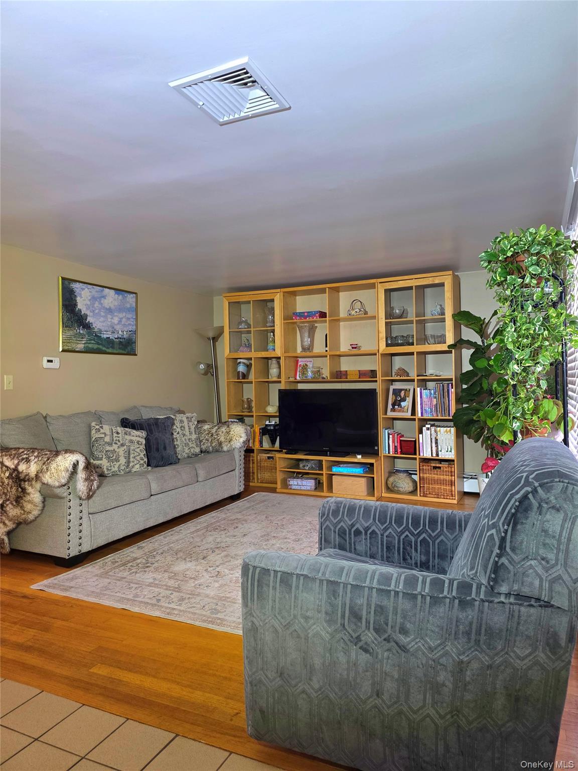 667 Plaza Avenue – For Sale photo 4