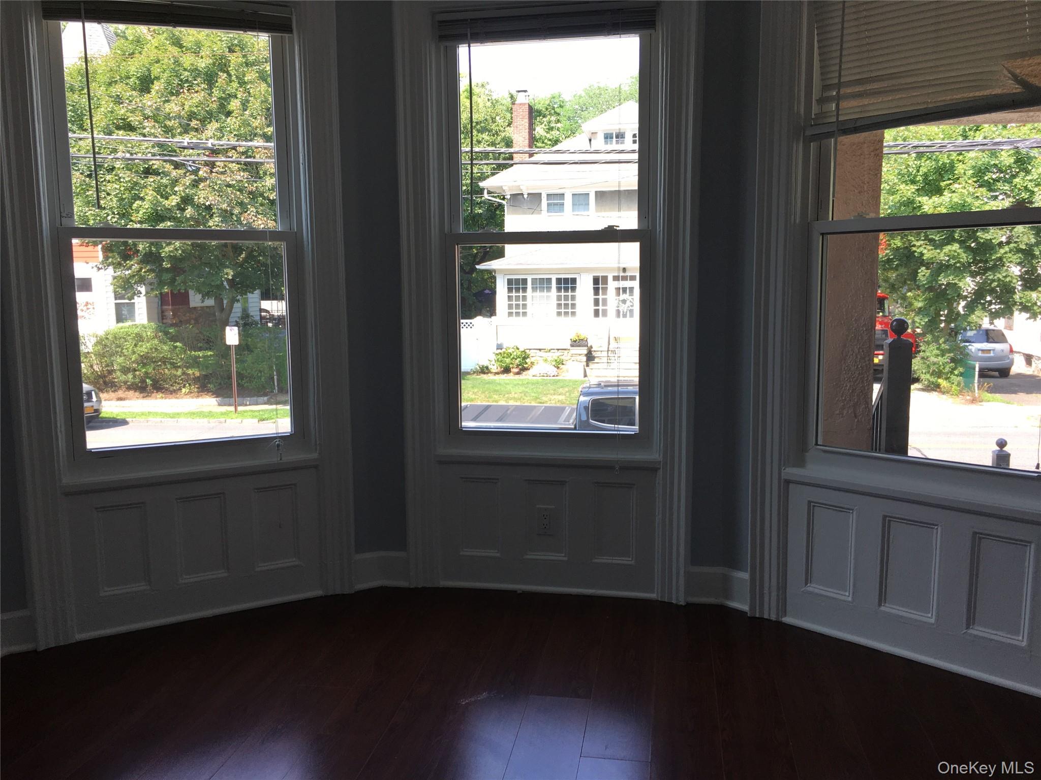 48 Parkway Road, Unit 1 flr photo 3