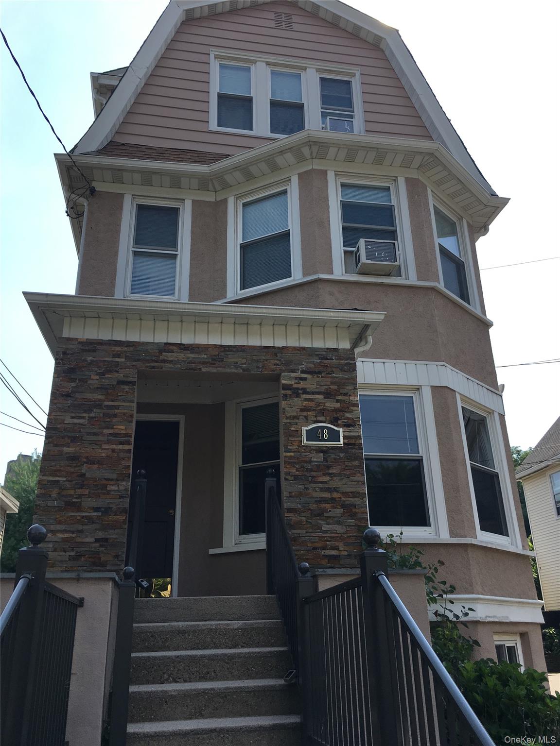 48 Parkway Road, Unit 1 flr