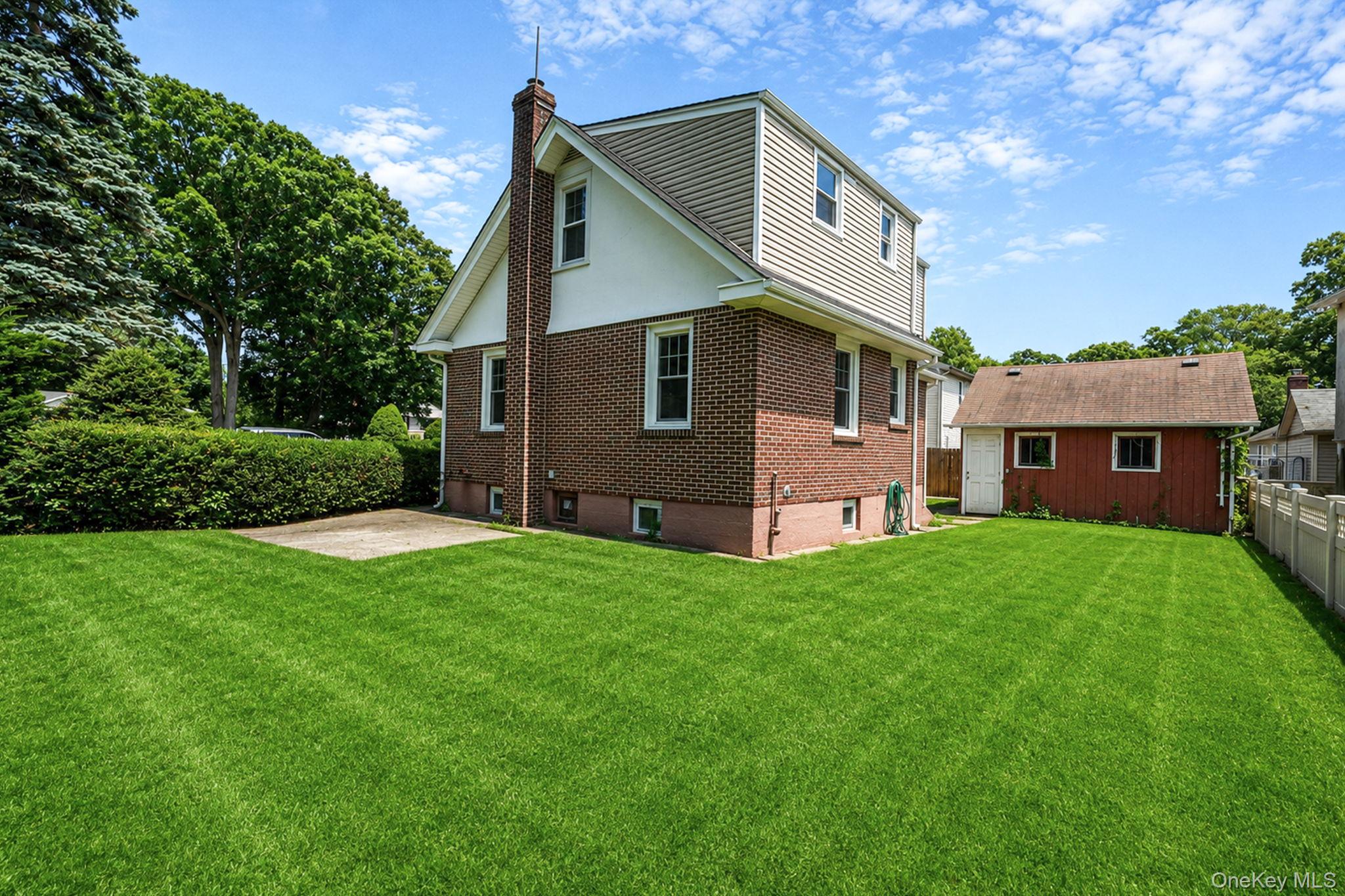 44 Elizabeth Avenue – For Sale photo 3