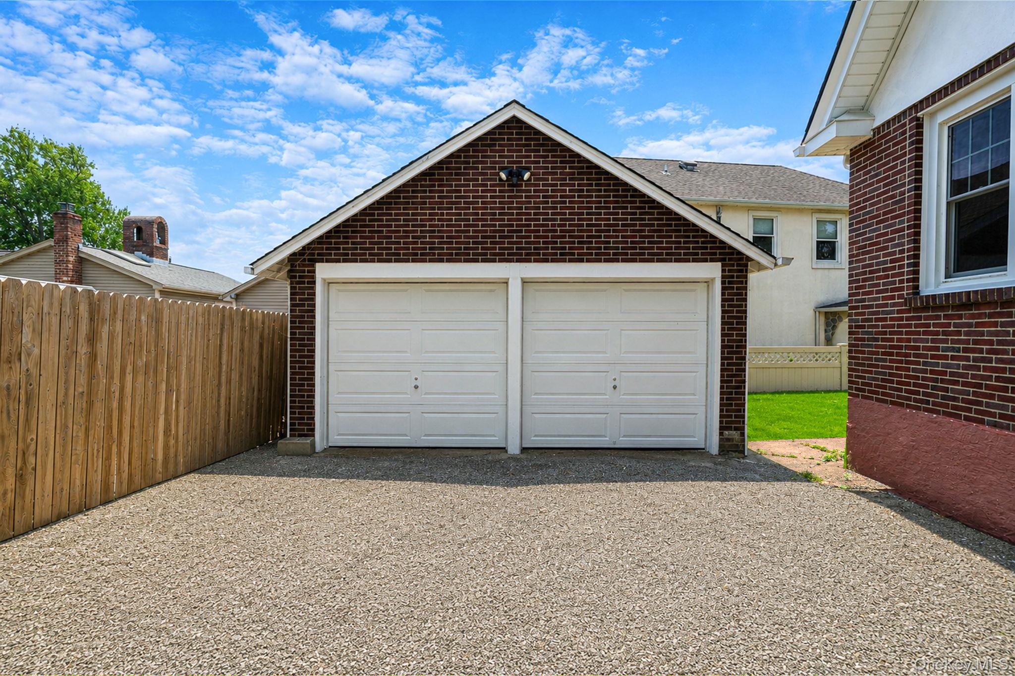 44 Elizabeth Avenue – For Sale photo 5