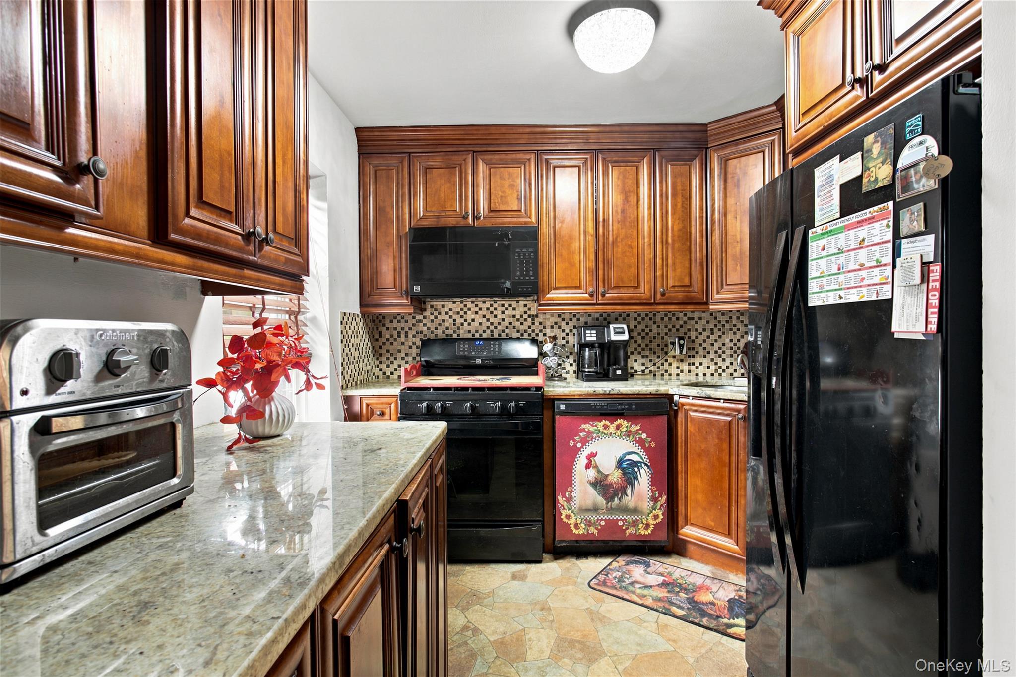 15 Leewood Circle, Unit 2L photo 6