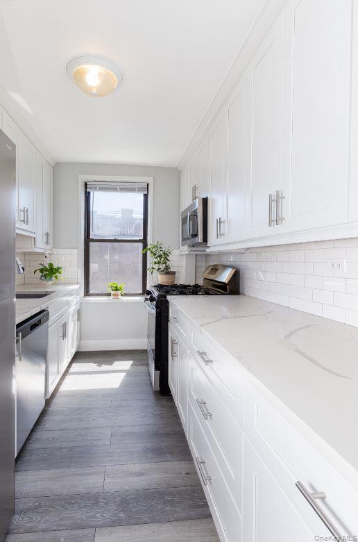 525 W 235th Street, Unit 6C photo 7