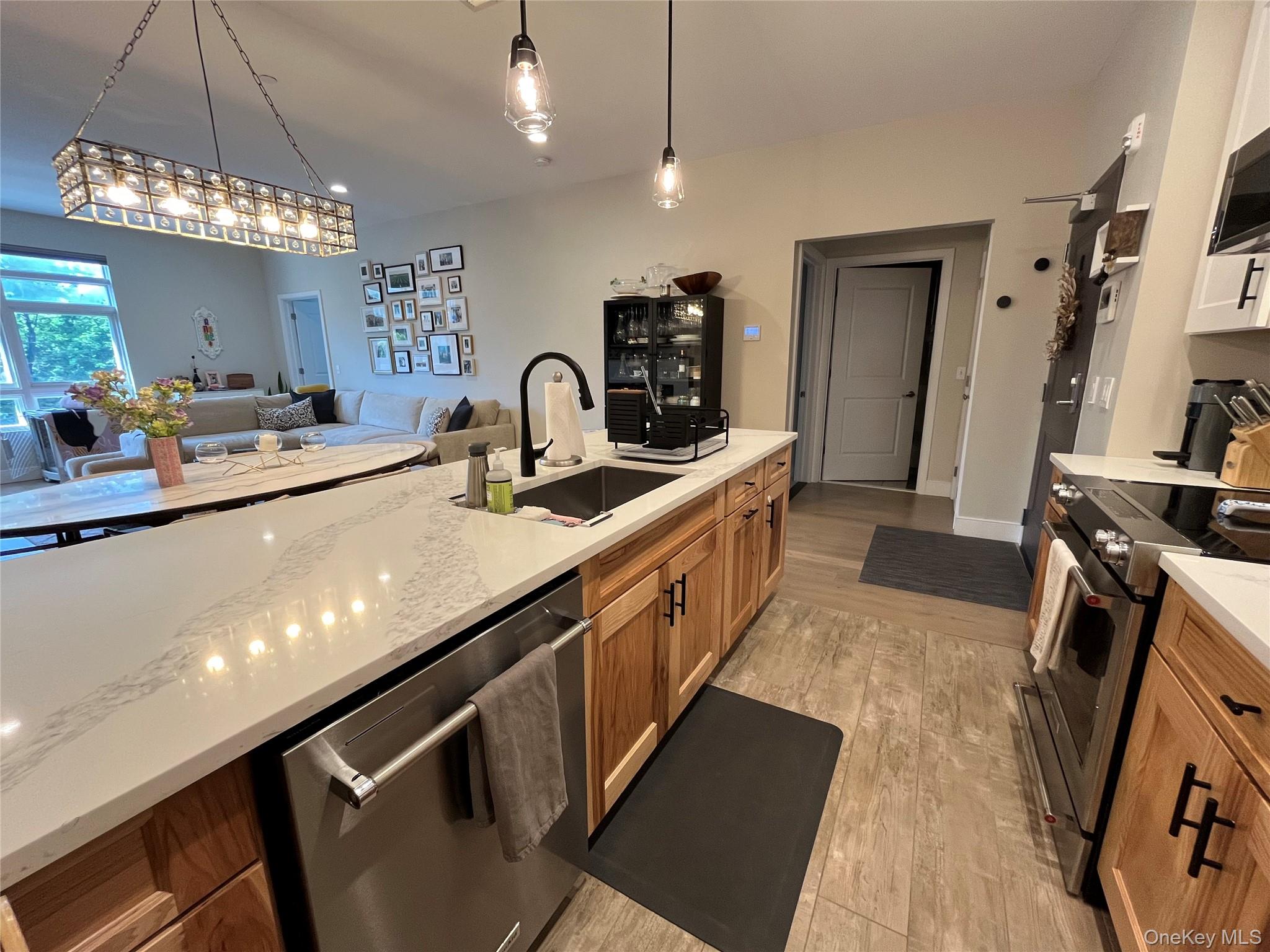 30 Beekman Street, Unit 213 photo 6