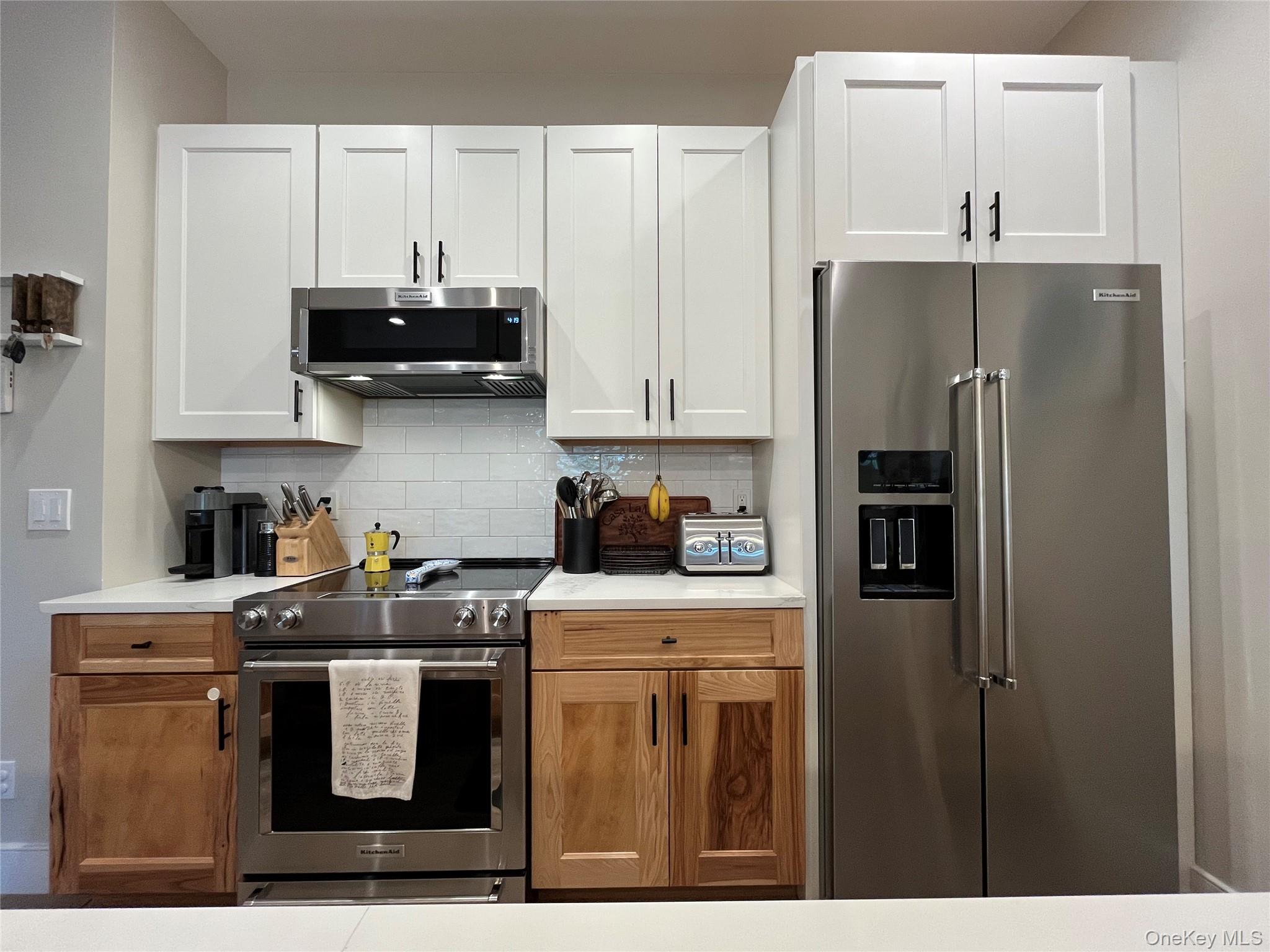 30 Beekman Street, Unit 213 photo 4