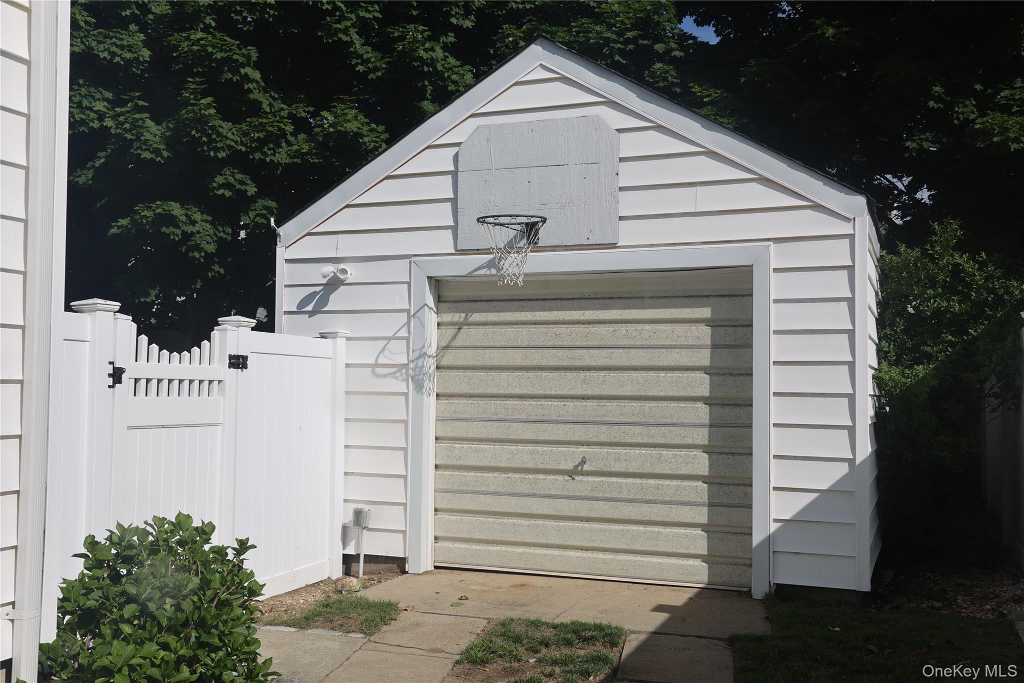 22 Alice Street – For Sale photo 6