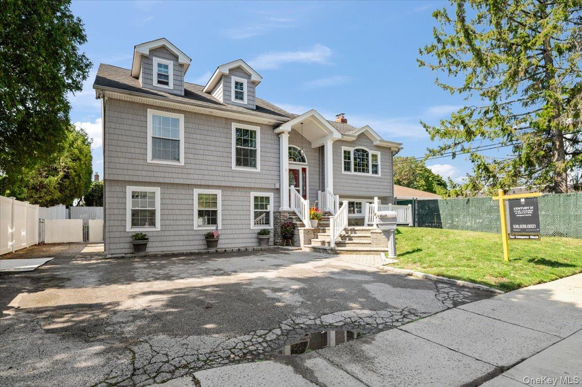 16 Taft Avenue – For Sale