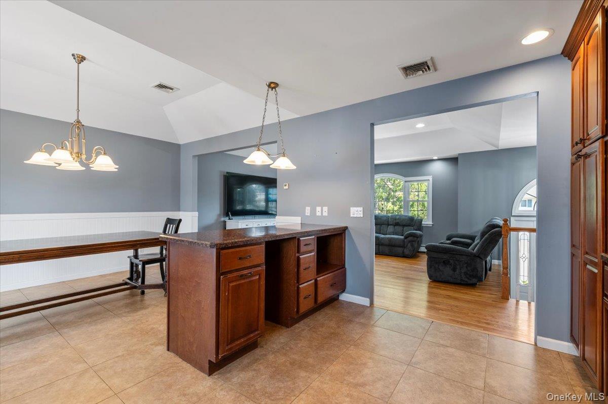 16 Taft Avenue – For Sale photo 11