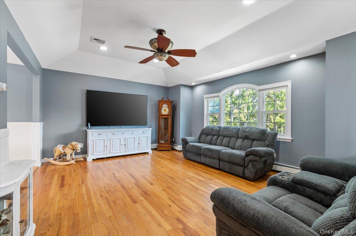 16 Taft Avenue – For Sale photo 4