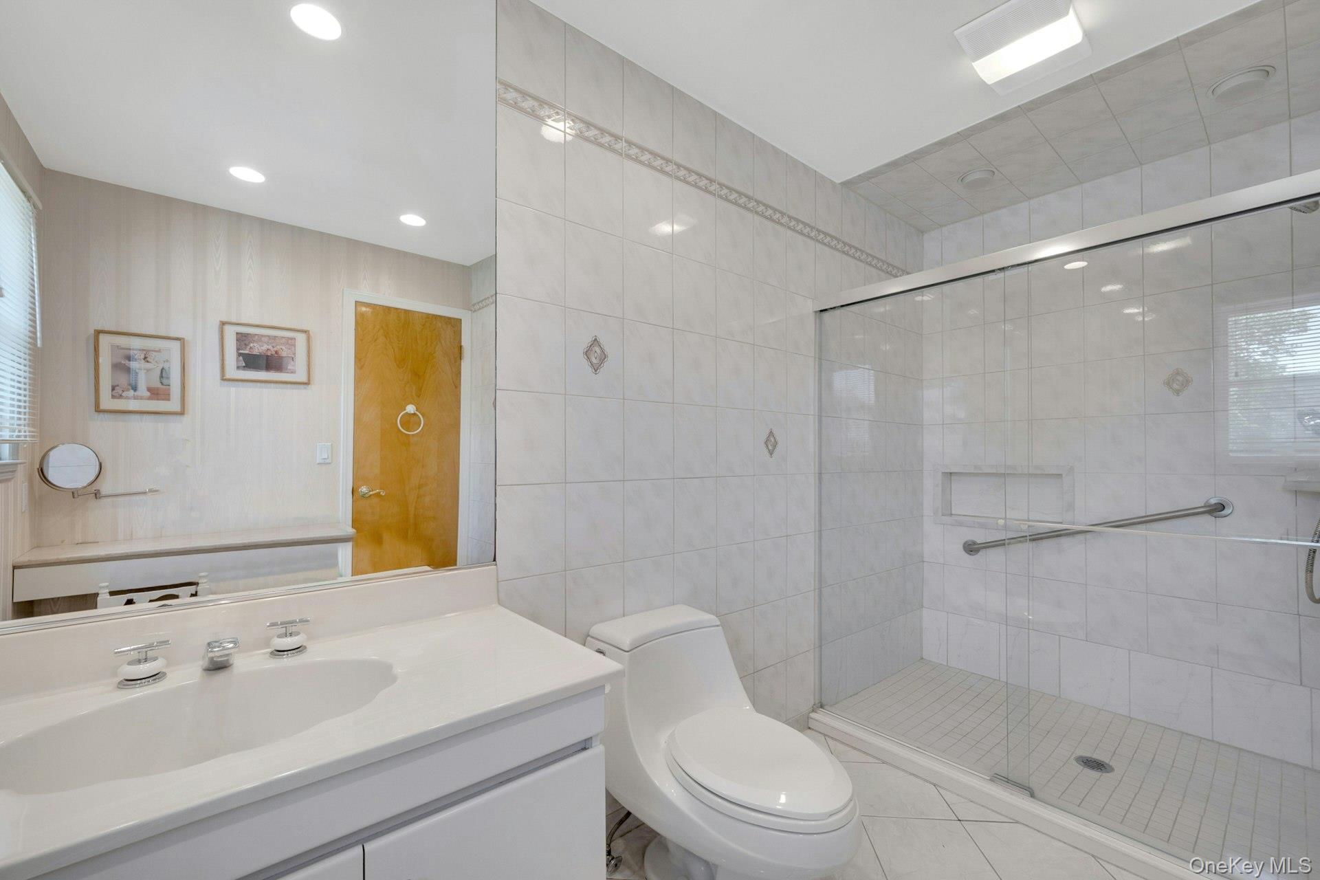 100 Neptune Avenue – For Sale photo 15