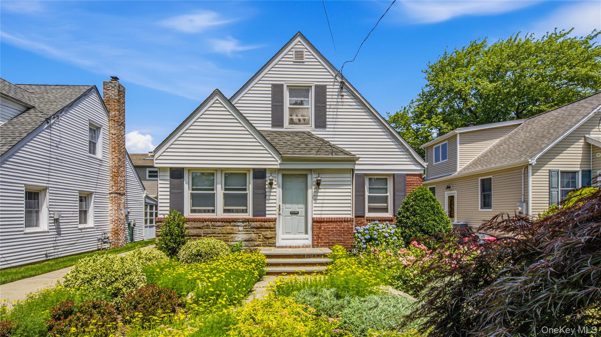 65 Stewart Avenue – For Sale