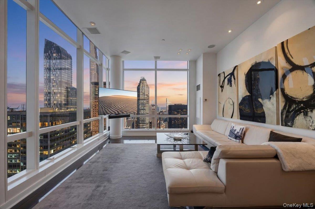 230 W 56th Street, Unit PHB photo 2