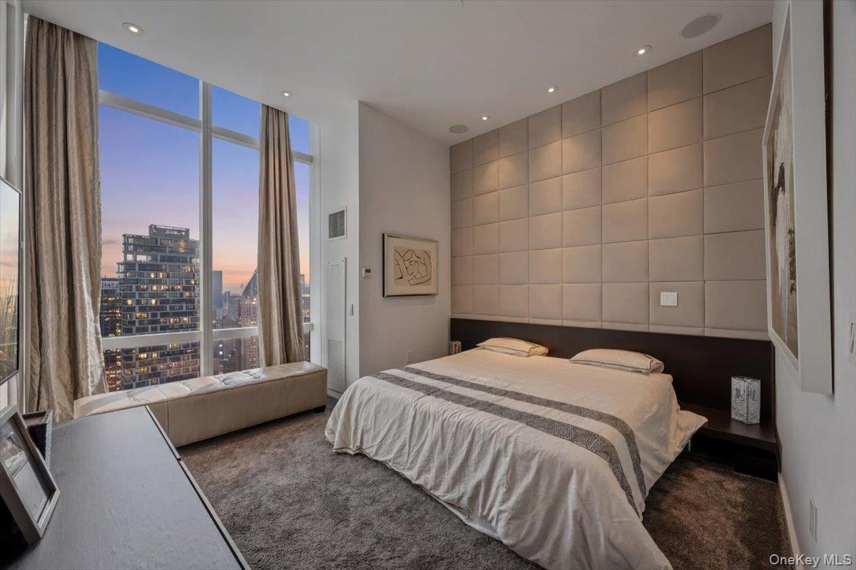 230 W 56th Street, Unit PHB photo 20