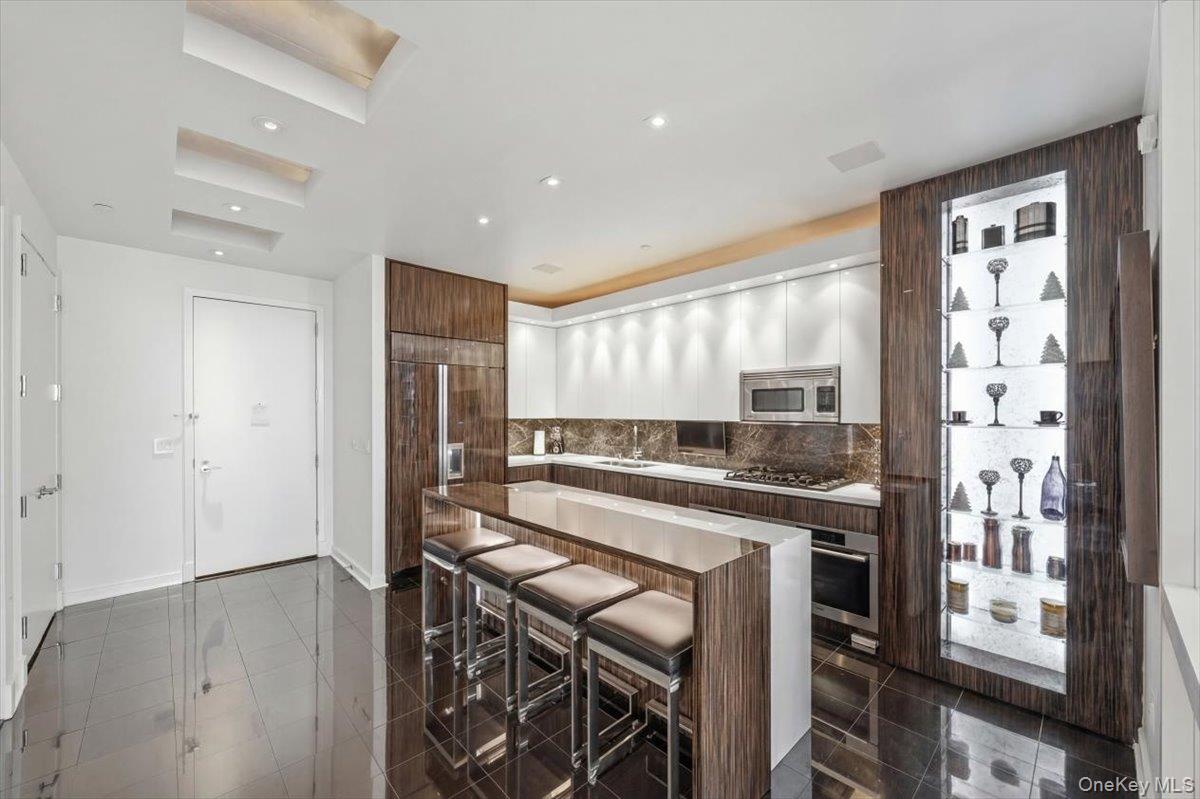 230 W 56th Street, Unit PHB photo 17