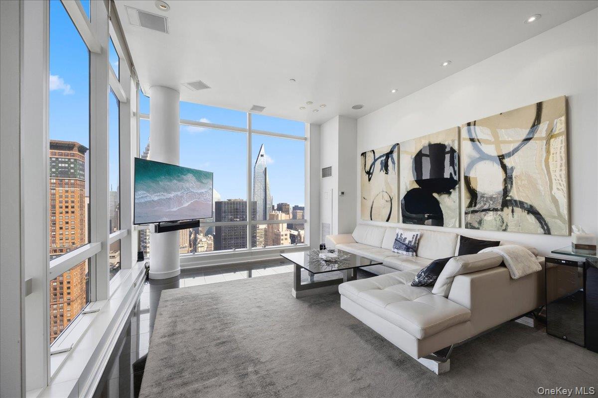 230 W 56th Street, Unit PHB photo 3
