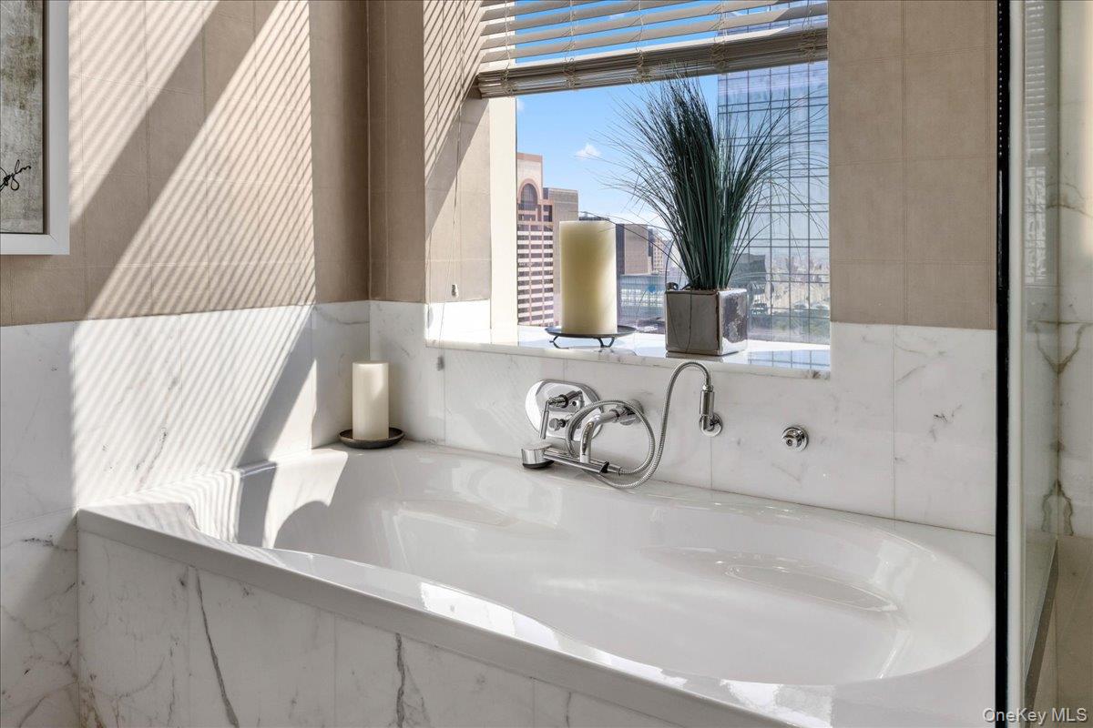 230 W 56th Street, Unit PHB photo 15