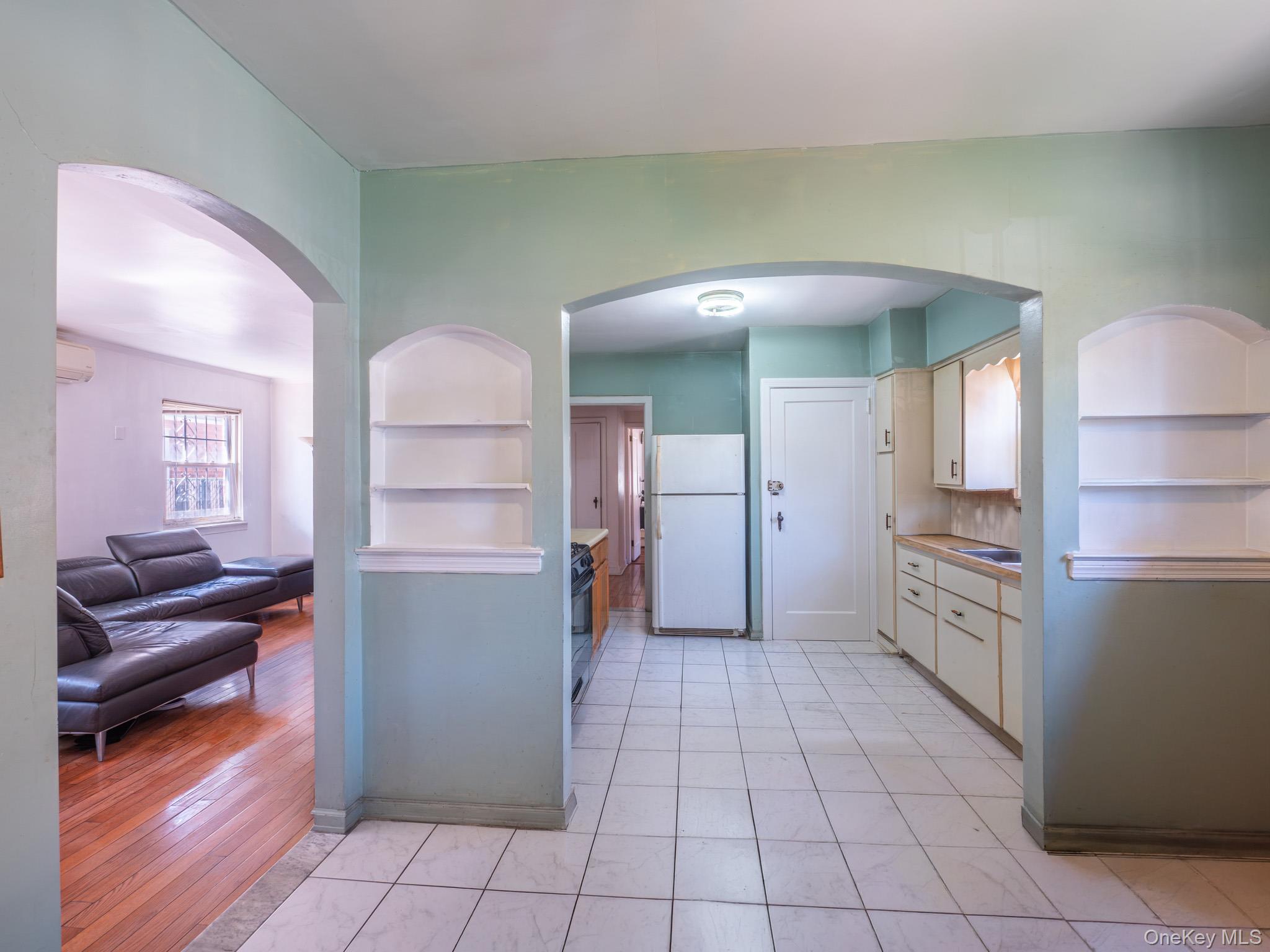 7618 172nd Street – For Sale photo 8
