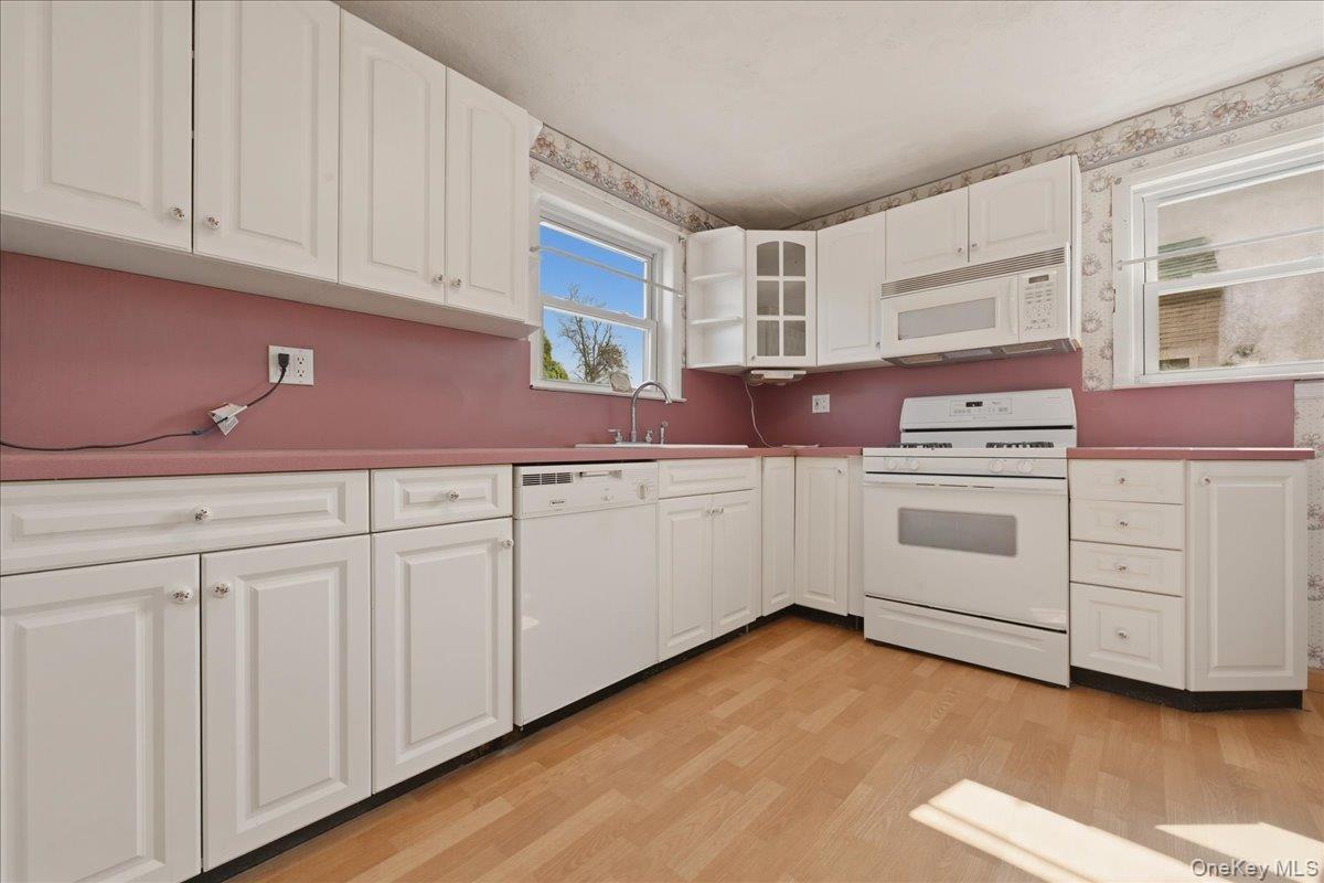 11 Moeller Street – For Sale photo 13