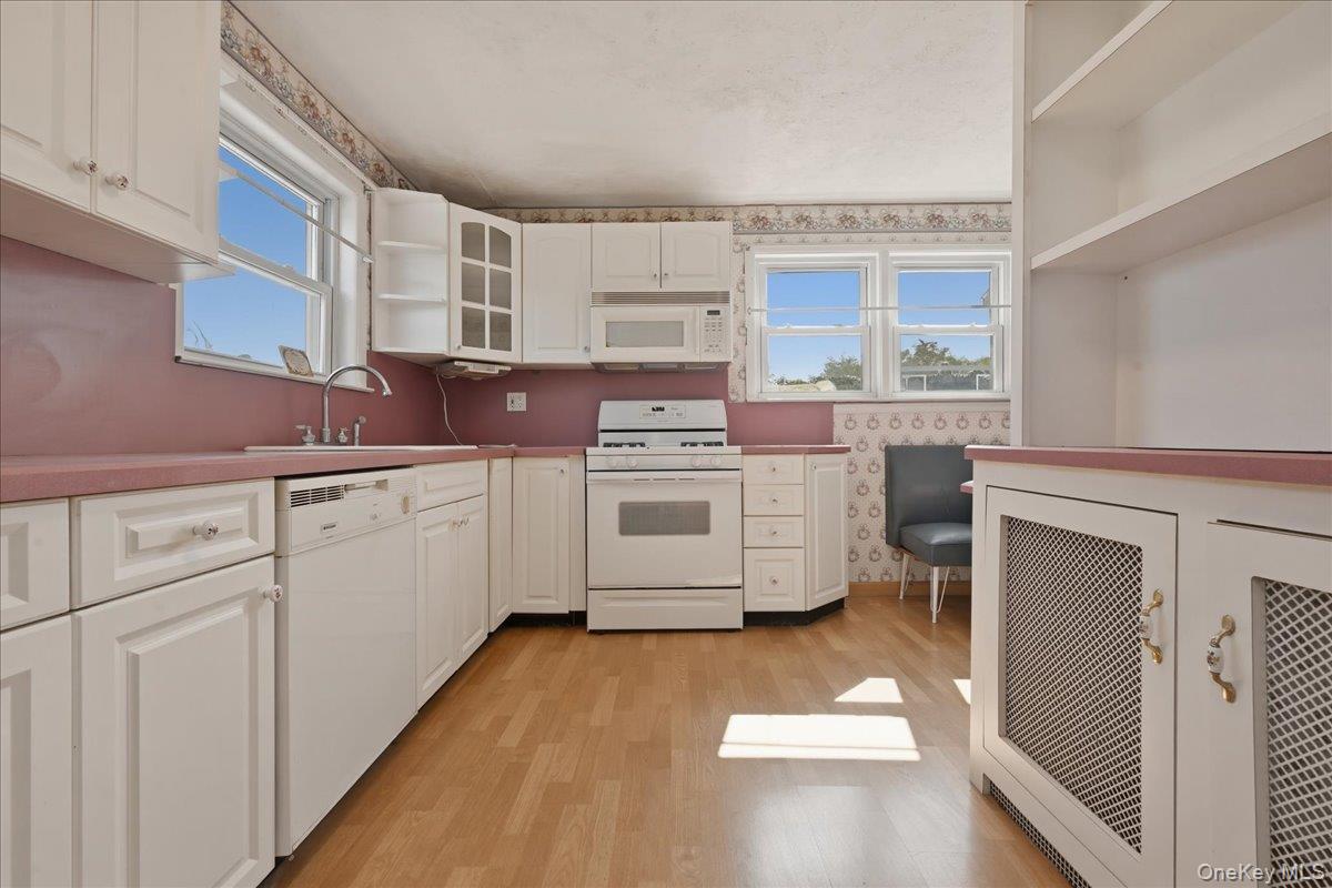 11 Moeller Street – For Sale photo 14