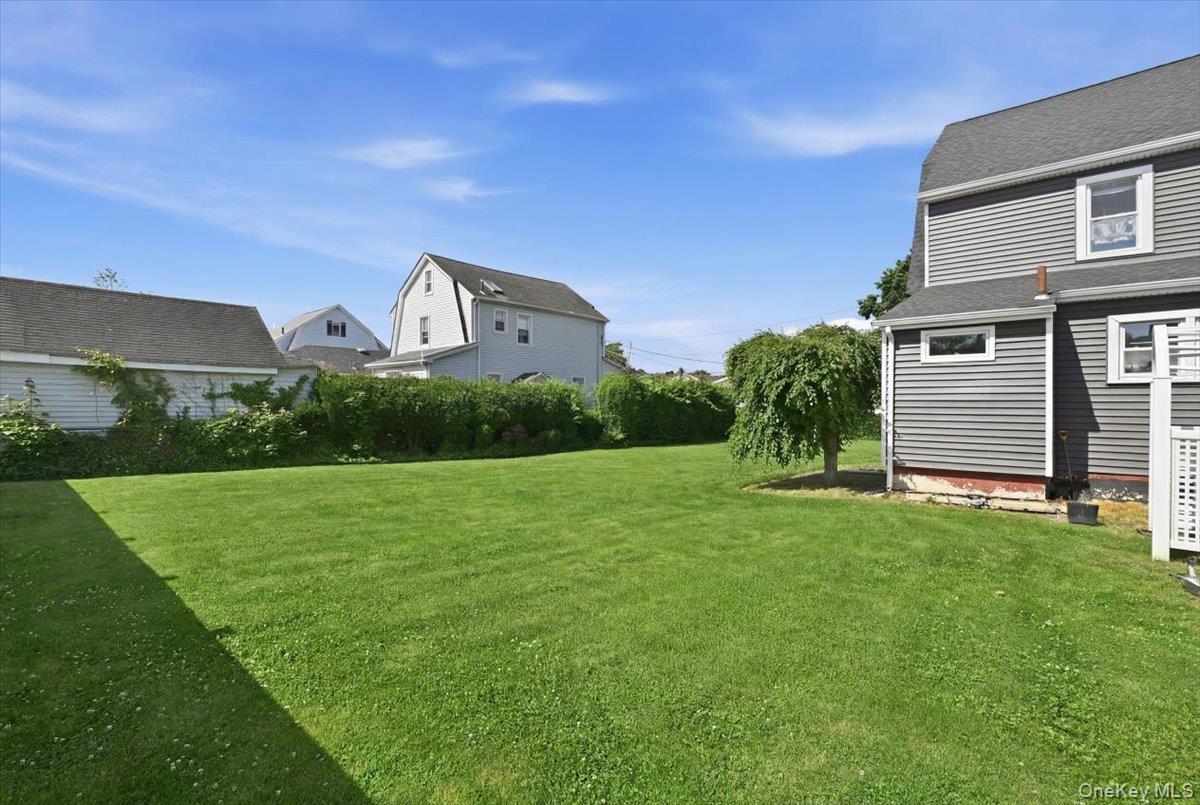 11 Moeller Street – For Sale photo 22