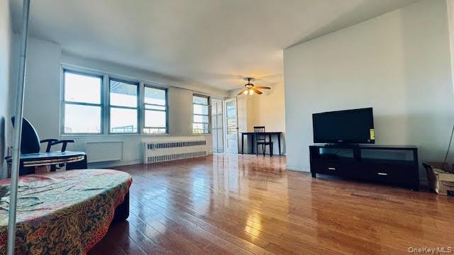 43-10 Kissena Boulevard, Unit 7J photo 2