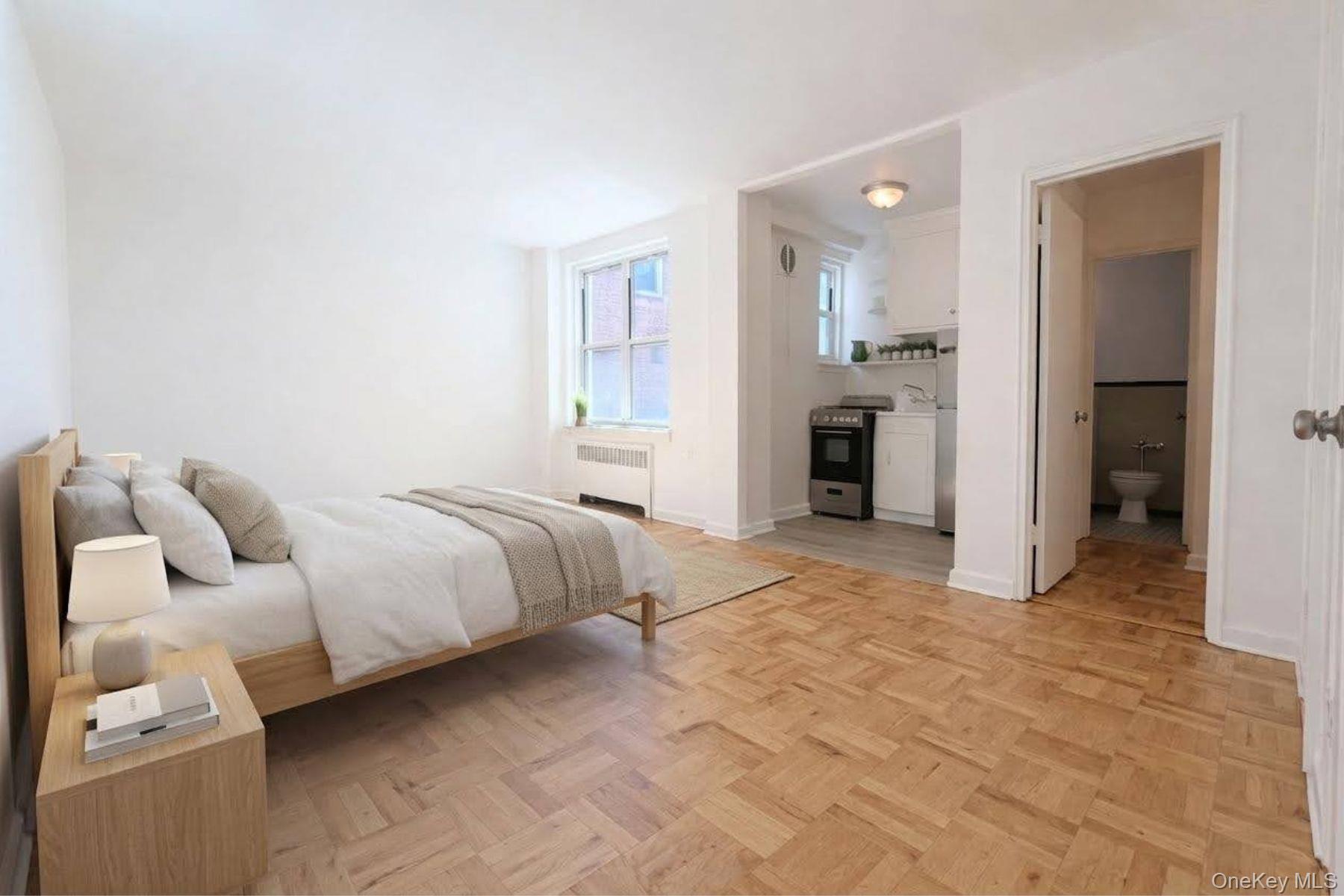 30-11 Parsons  Blvd, Unit 2T photo 8
