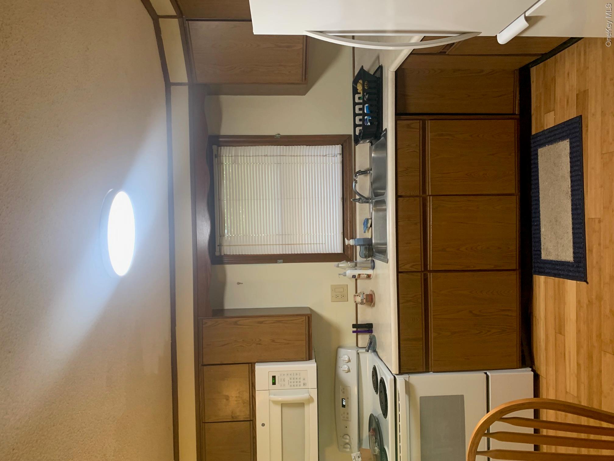 79 Cambridge Drive – For Sale photo 3