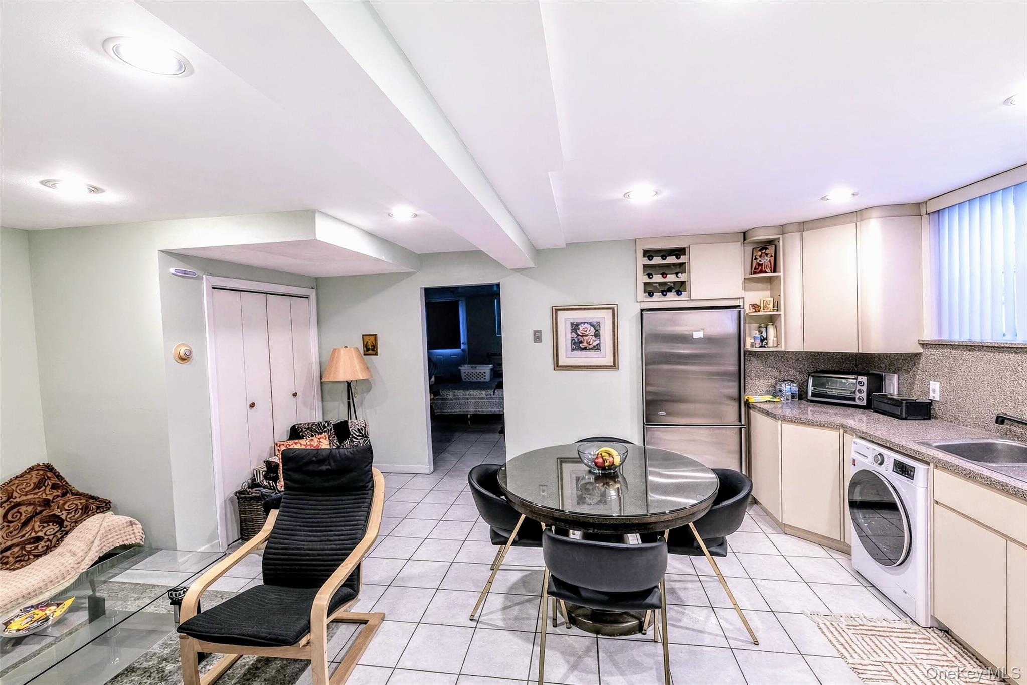 42-19 195 Street – For Sale photo 21