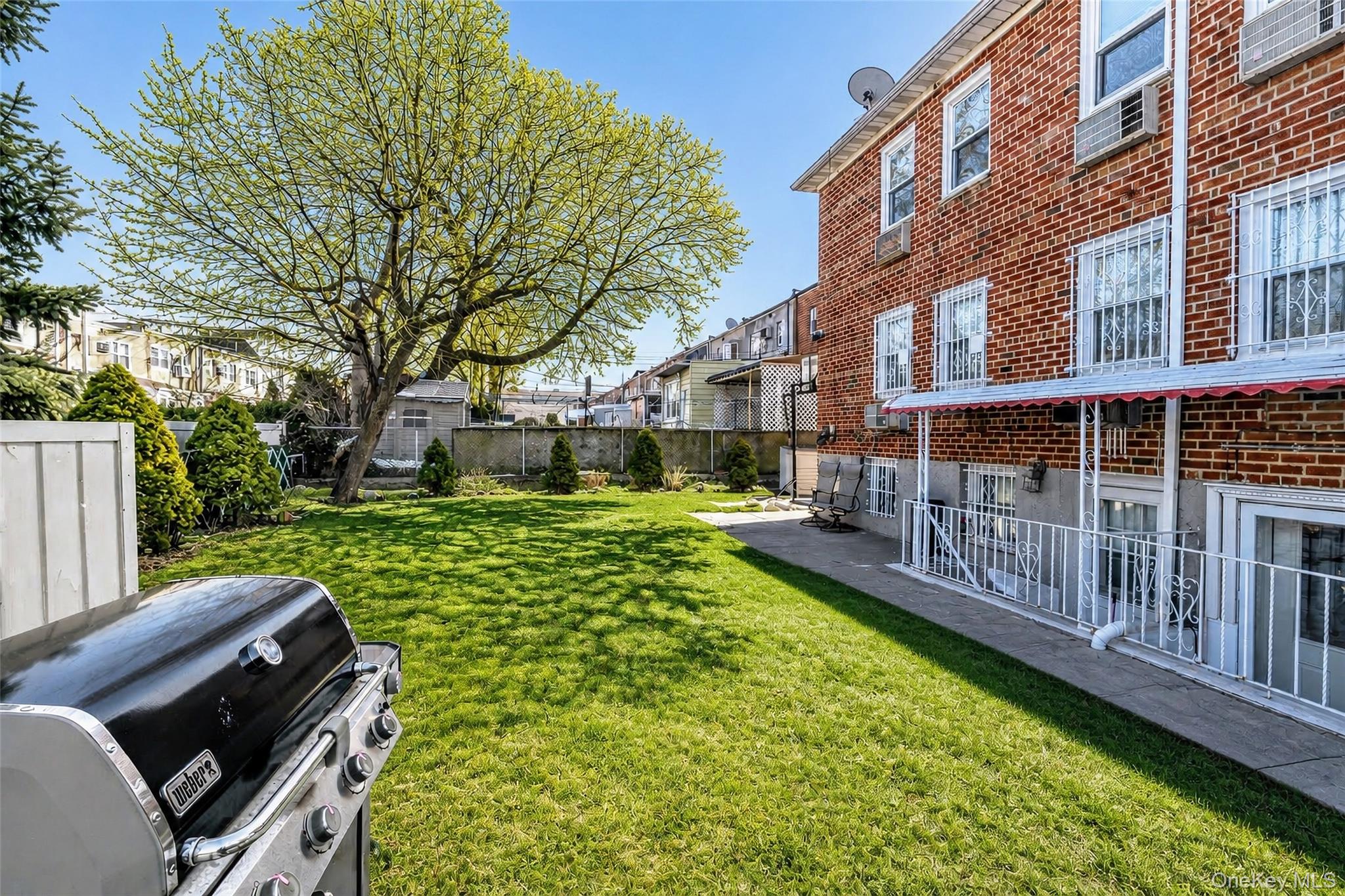 42-19 195 Street – For Sale photo 24