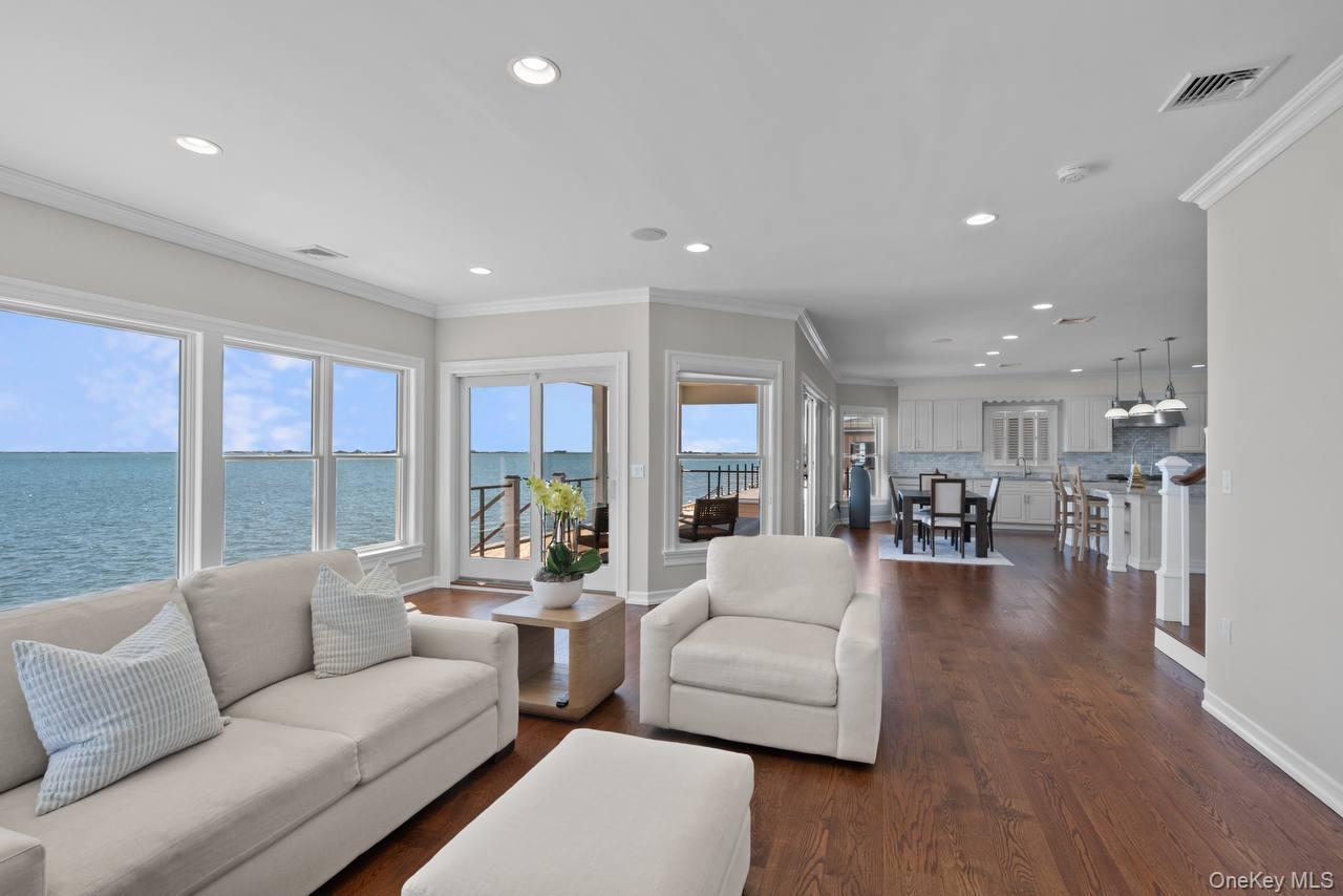 21 Shinnecock Road – For Sale photo 6