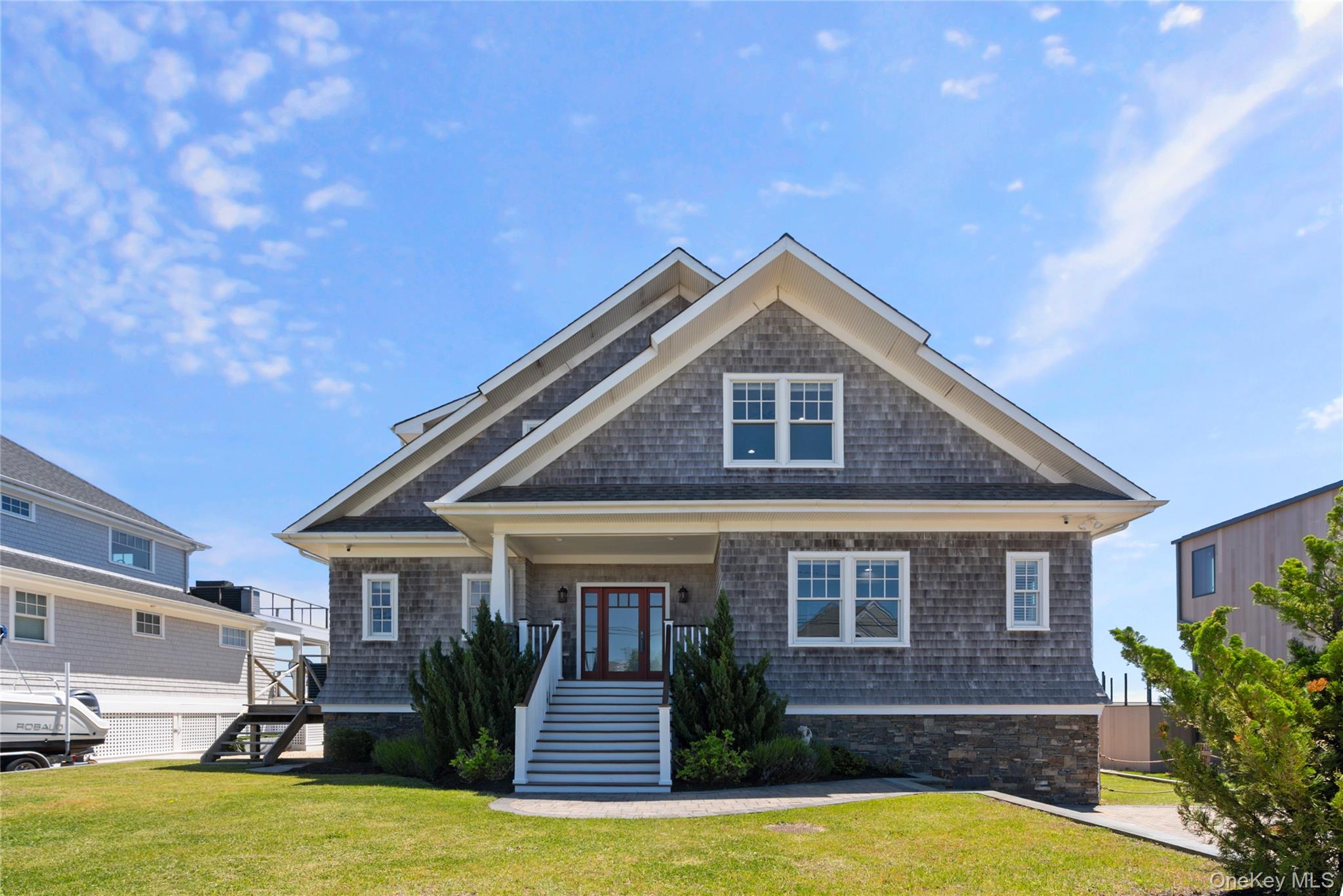 21 Shinnecock Road – For Sale photo 2