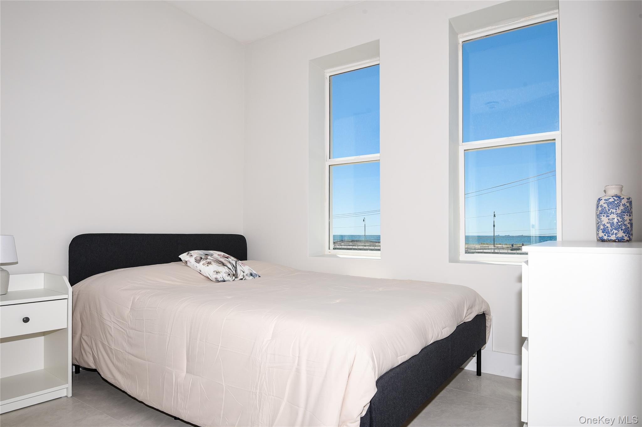 315 W Broadway, Unit 2H photo 15