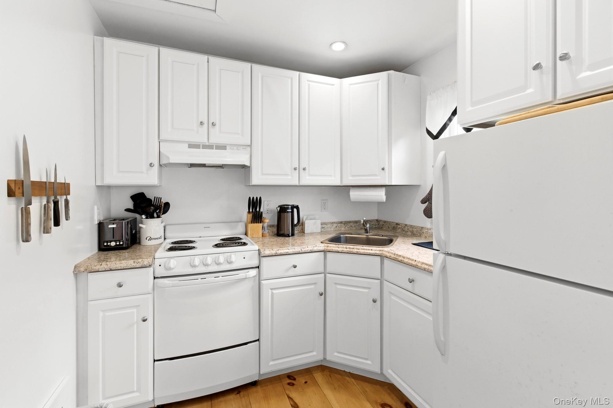718 Montauk Highway – For Sale photo 35