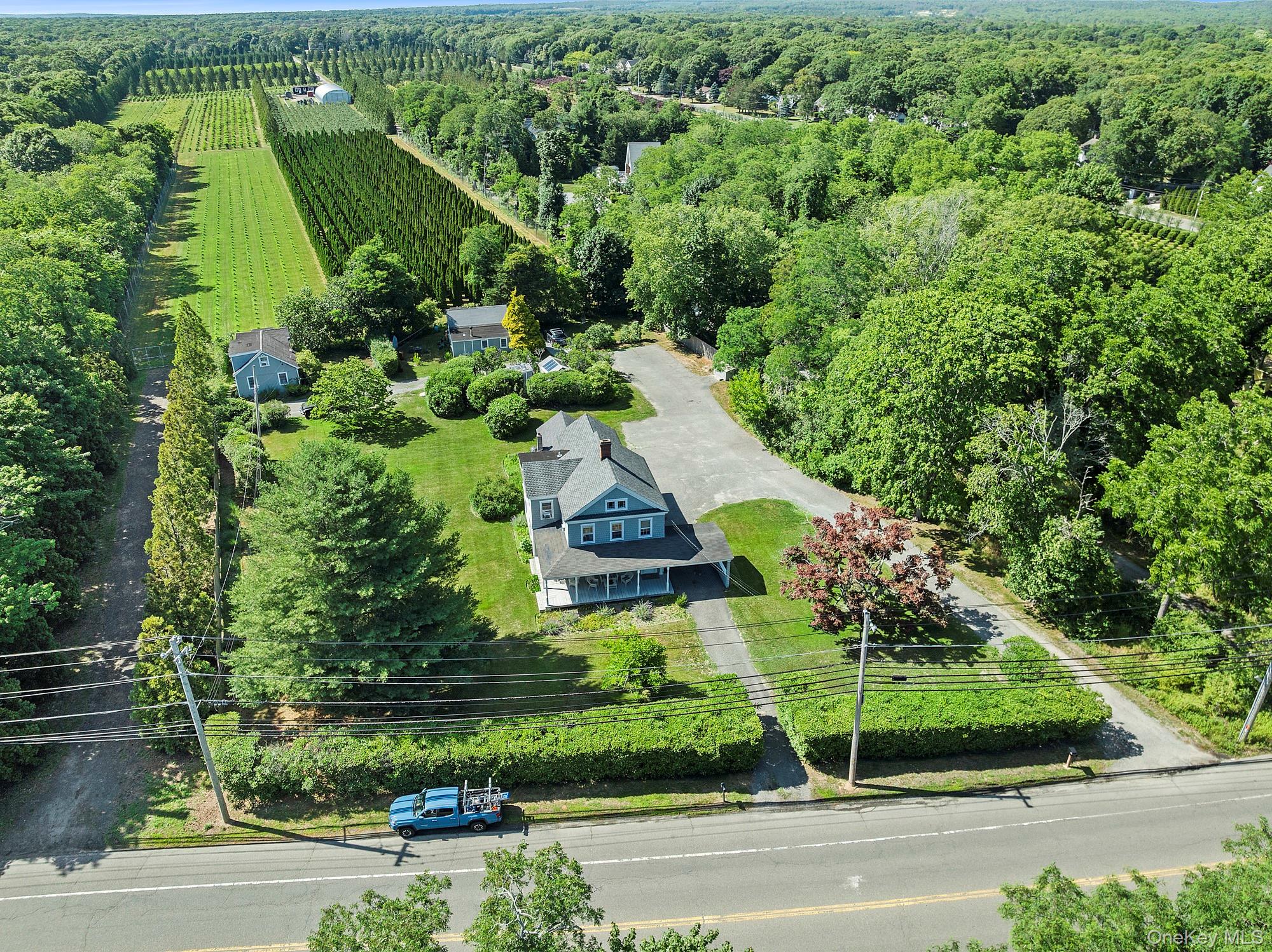 718 Montauk Highway – For Sale photo 3