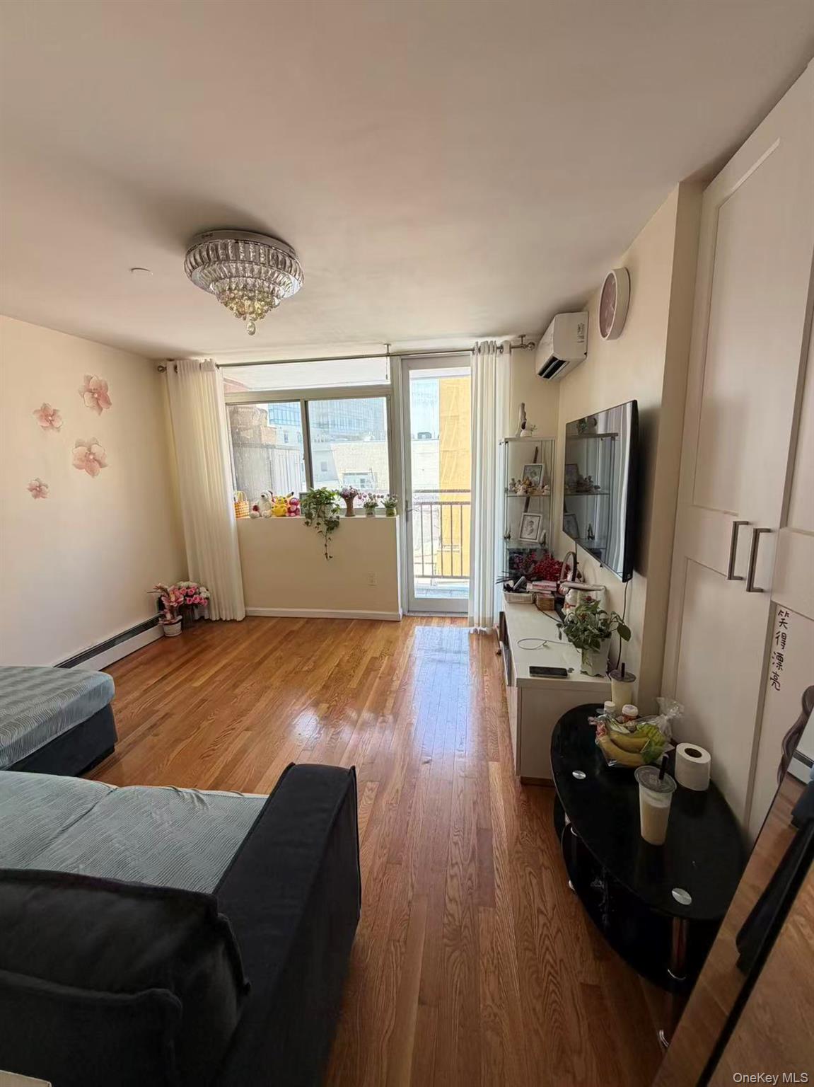 13537 37th Avenue, Unit 3C photo 2