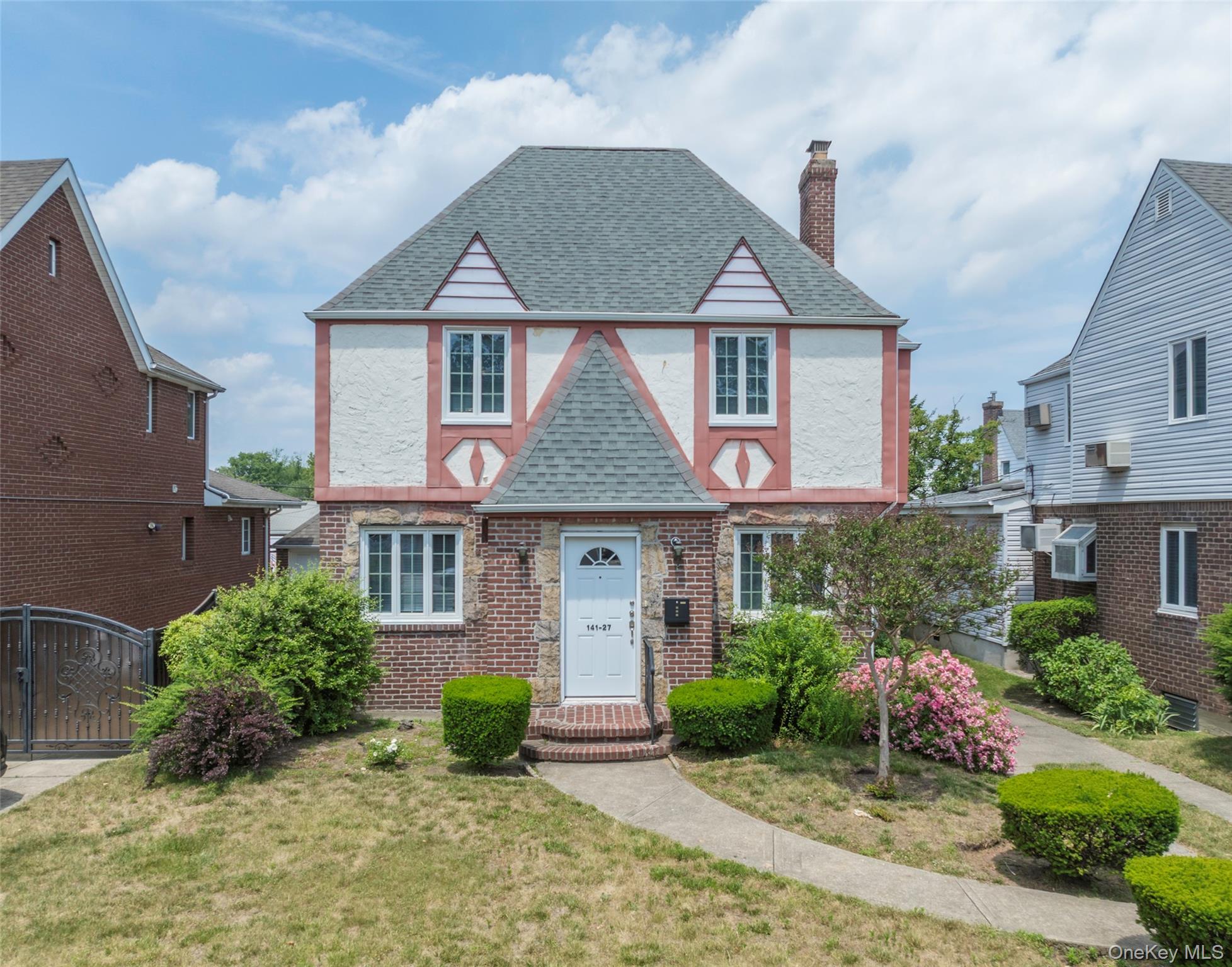 141-27 Coolidge Avenue – For Sale photo 3