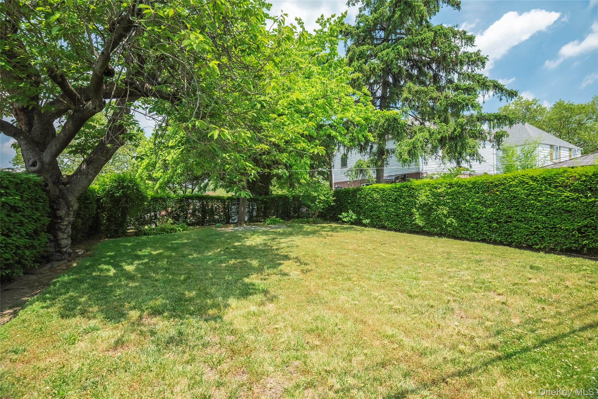 141-27 Coolidge Avenue – For Sale photo 13
