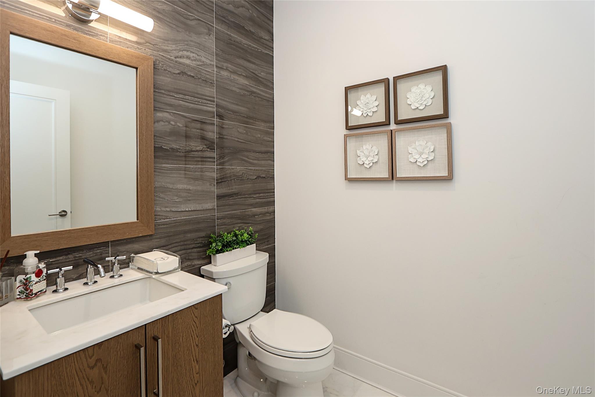 100 Garvies Point Road, Unit 1131 photo 27