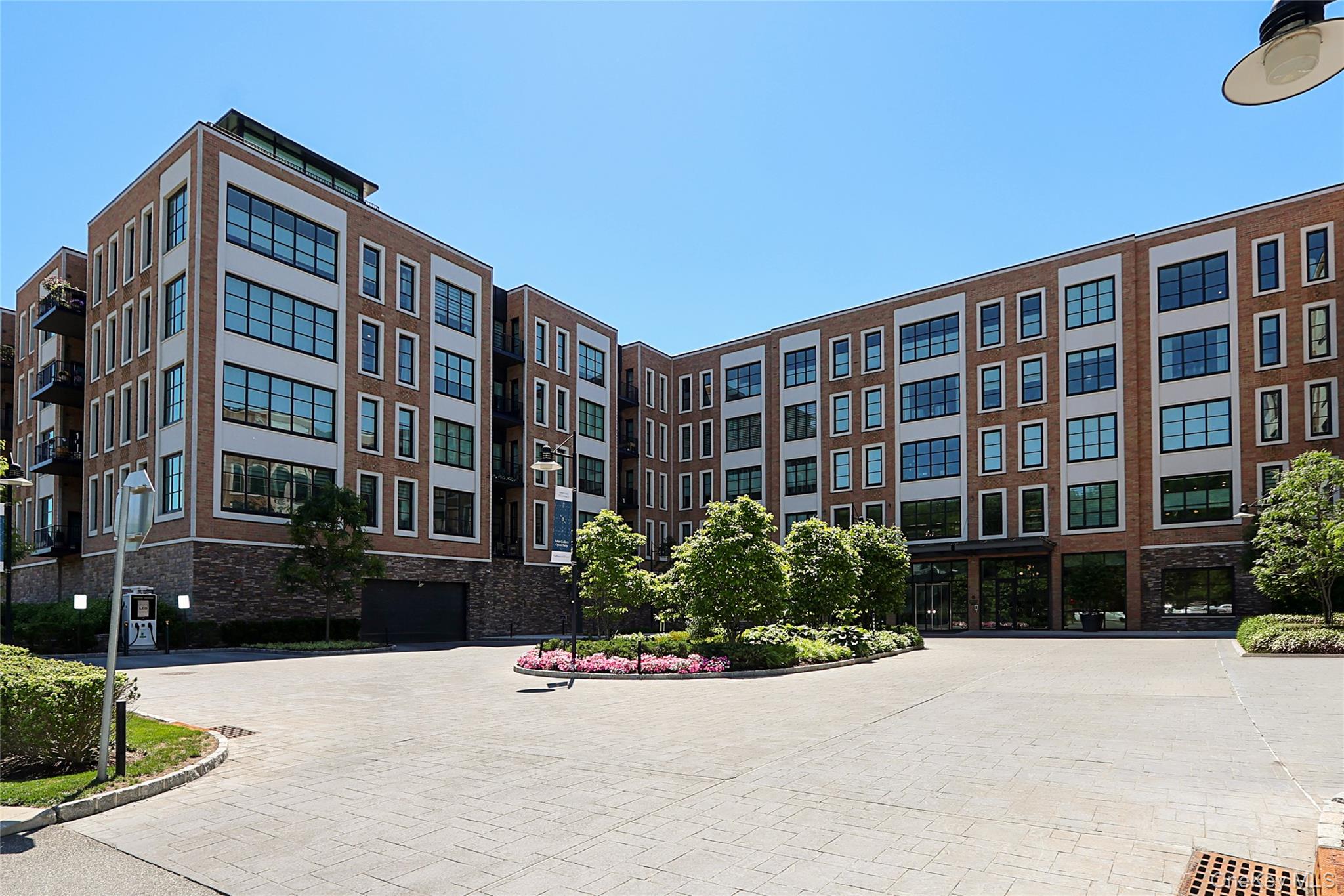 100 Garvies Point Road, Unit 1131 photo 2