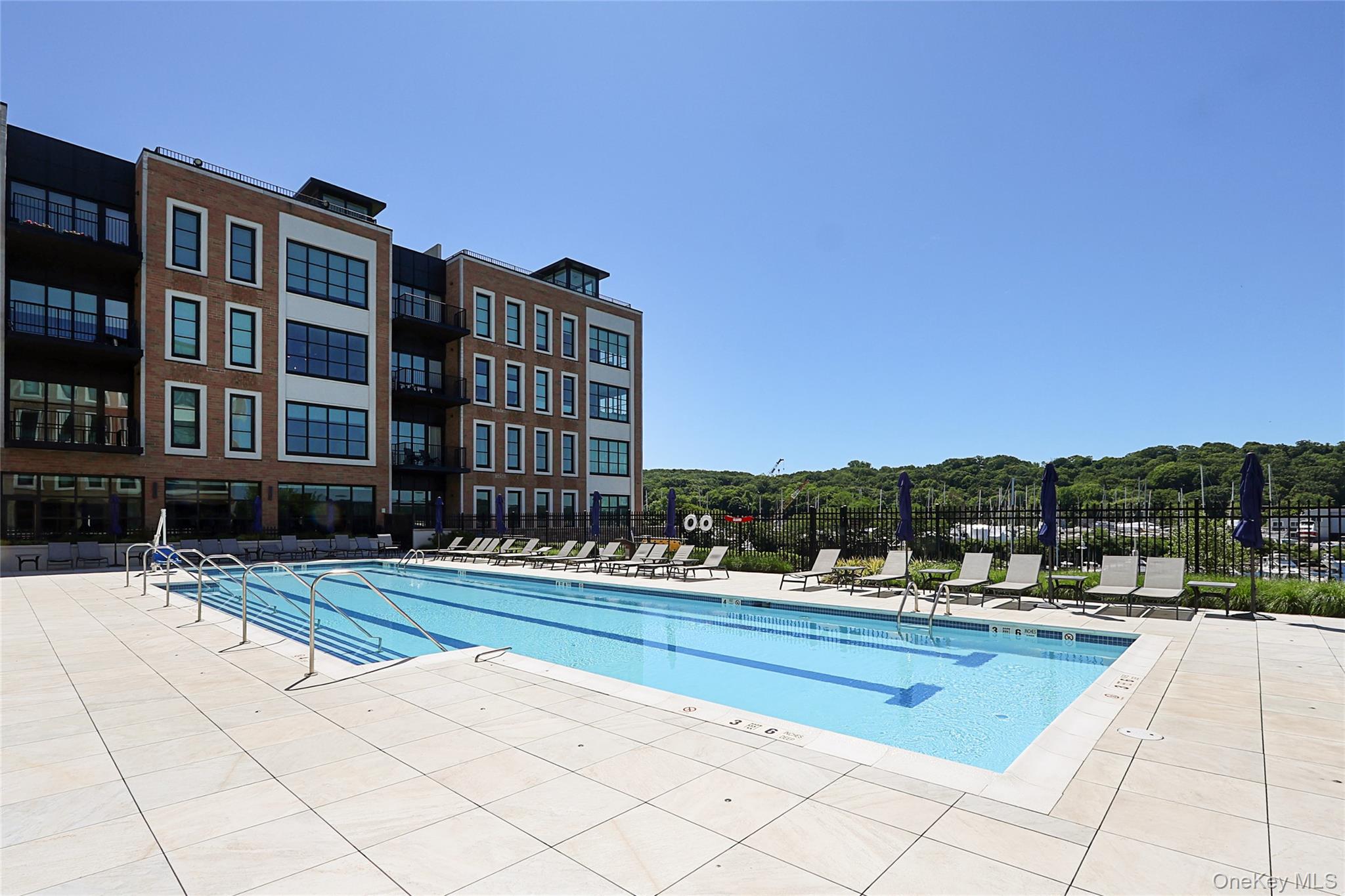 100 Garvies Point Road, Unit 1131 photo 42