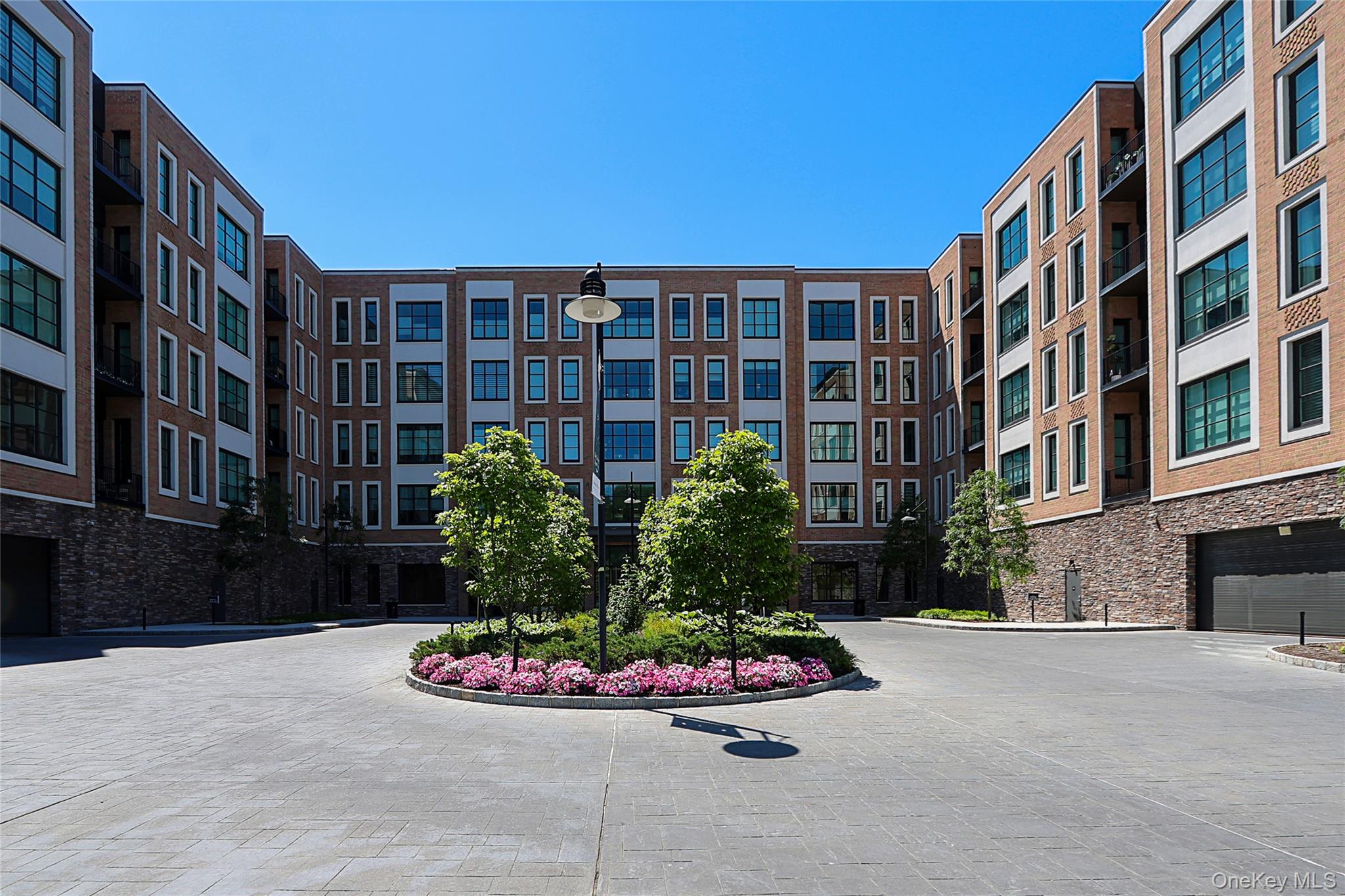 100 Garvies Point Road, Unit 1131 photo 3
