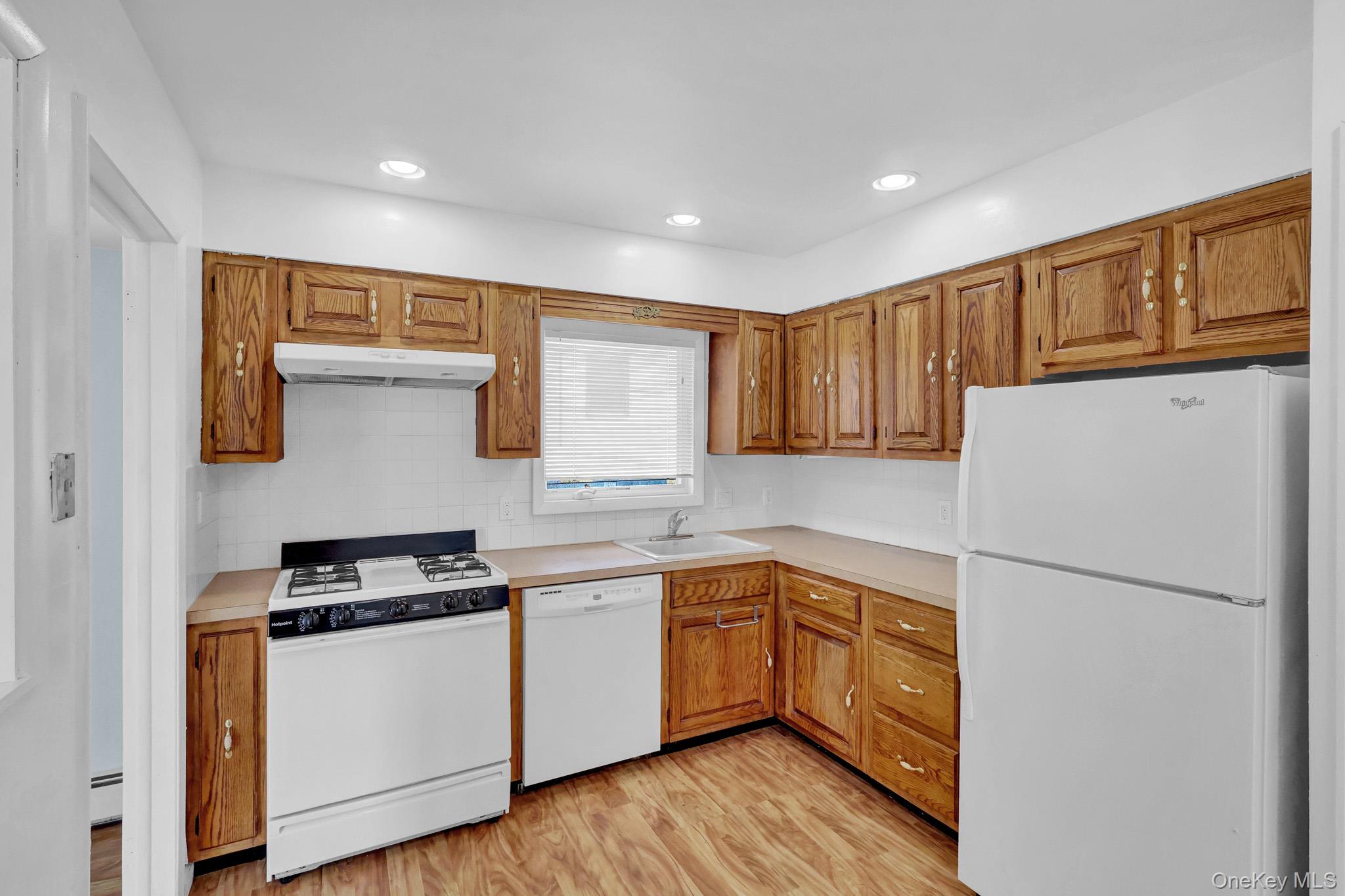 335 E State Street – For Sale photo 7