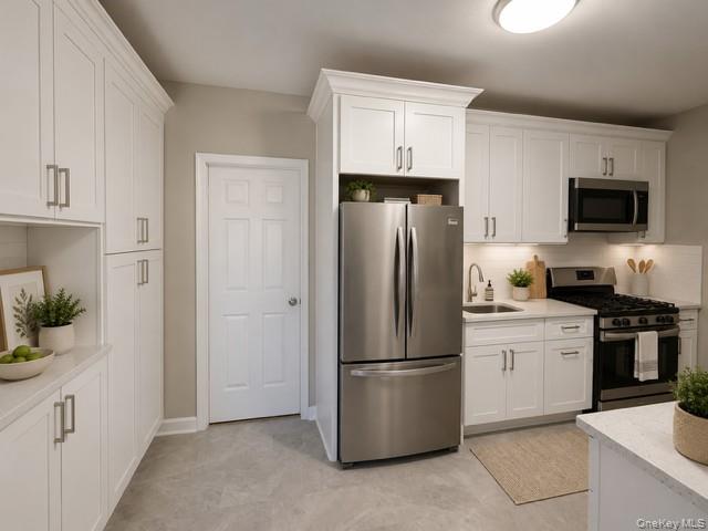 667 Morris Park Avenue – For Rent