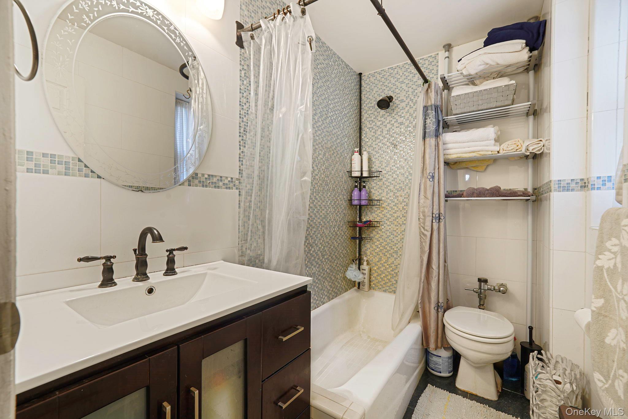 67-66 108th Street, Unit D/3 photo 24